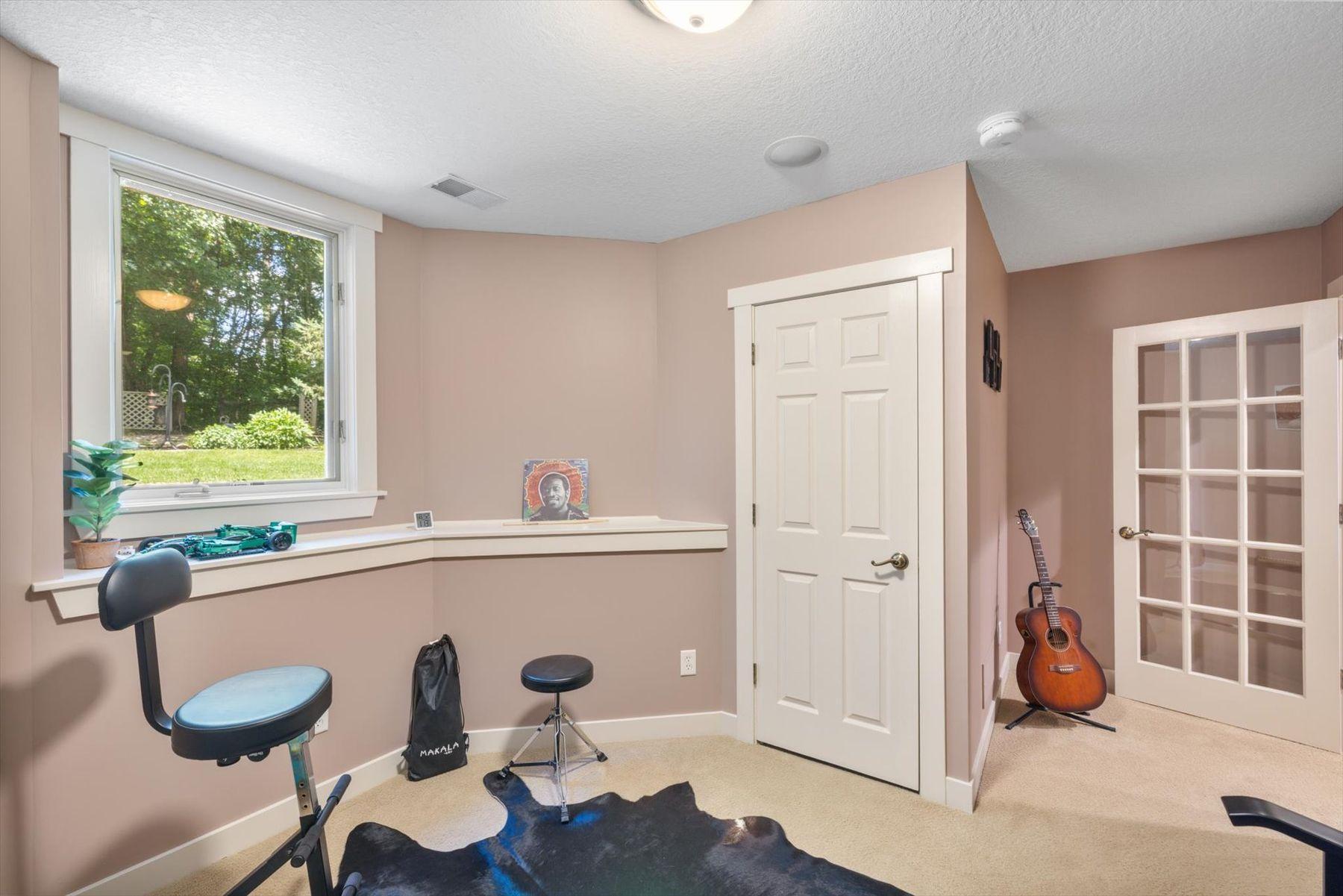 16010 45th Avenue N Property Photo 36