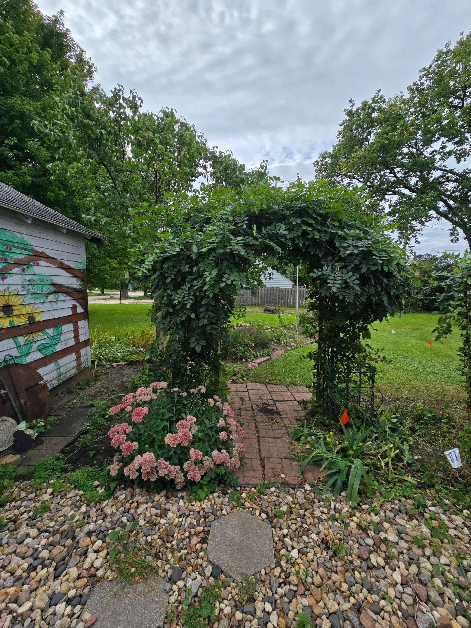 606 3rd Street Sw Property Photo 4