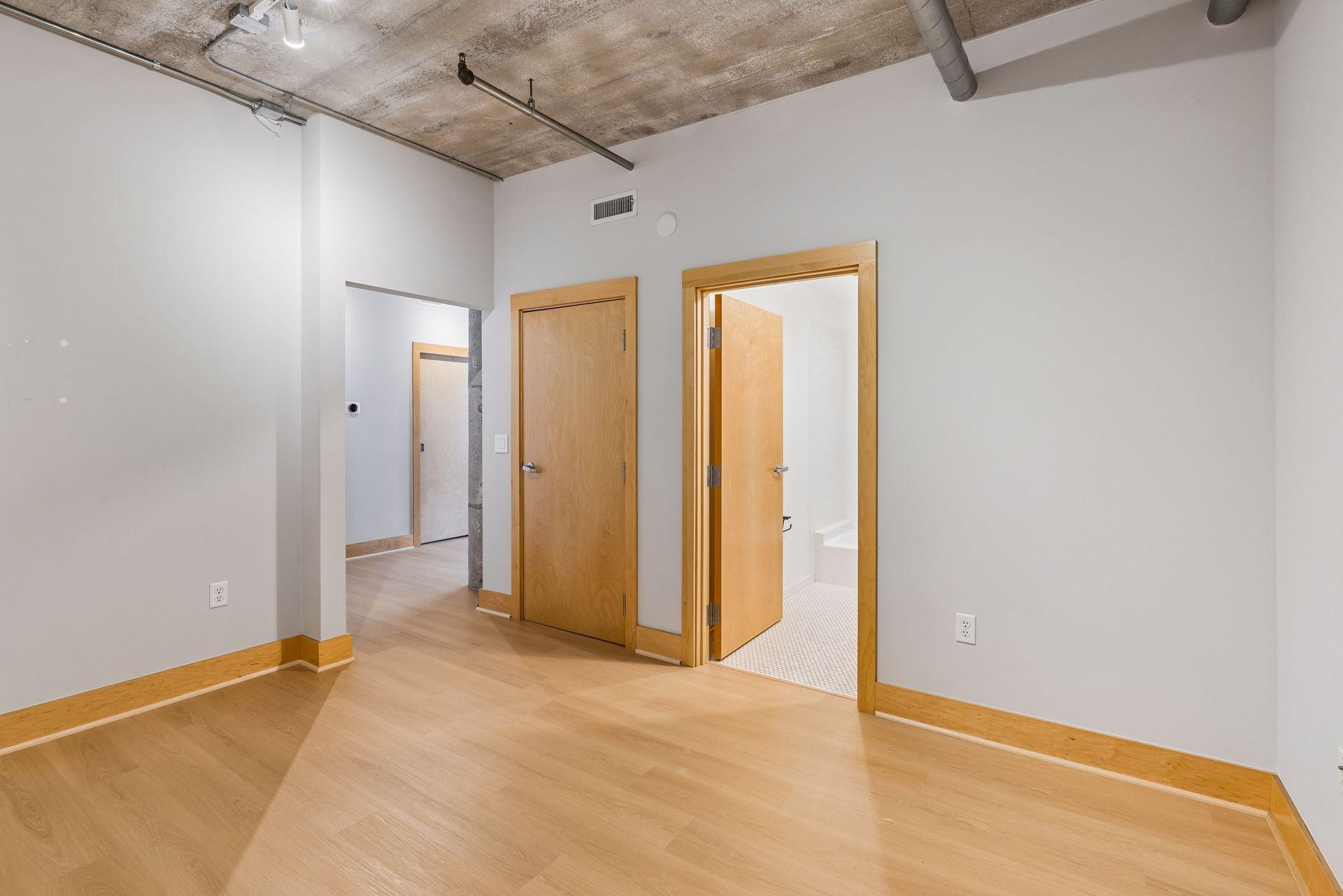 525 3rd Street N 314 Property Photo 15