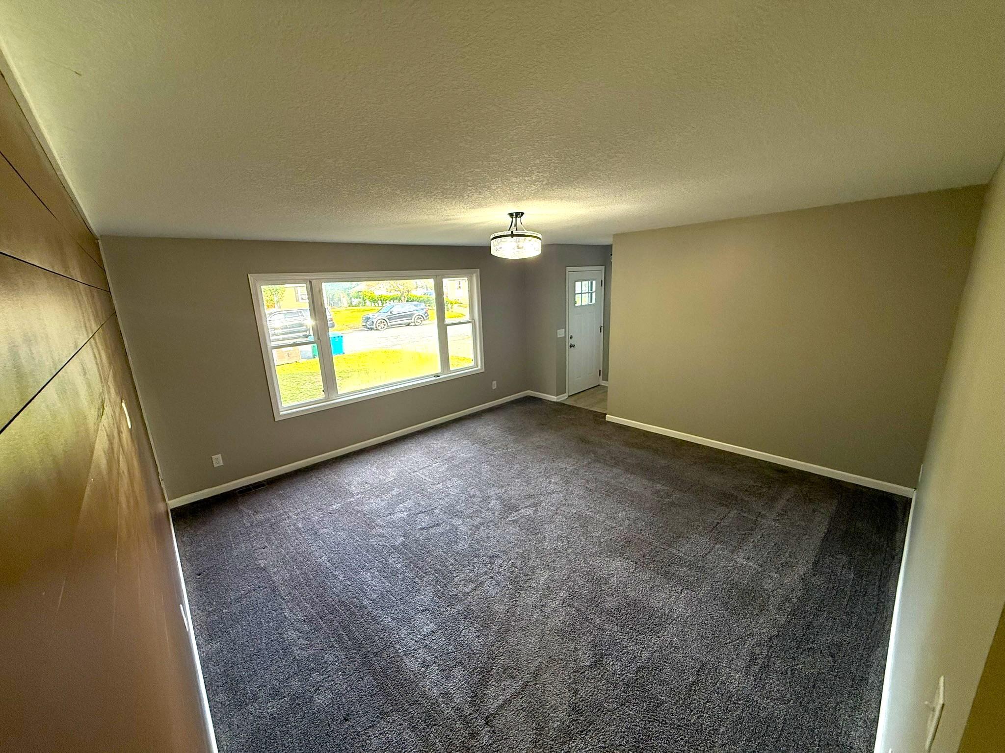 5060 Clearview Street Ne Property Photo 21