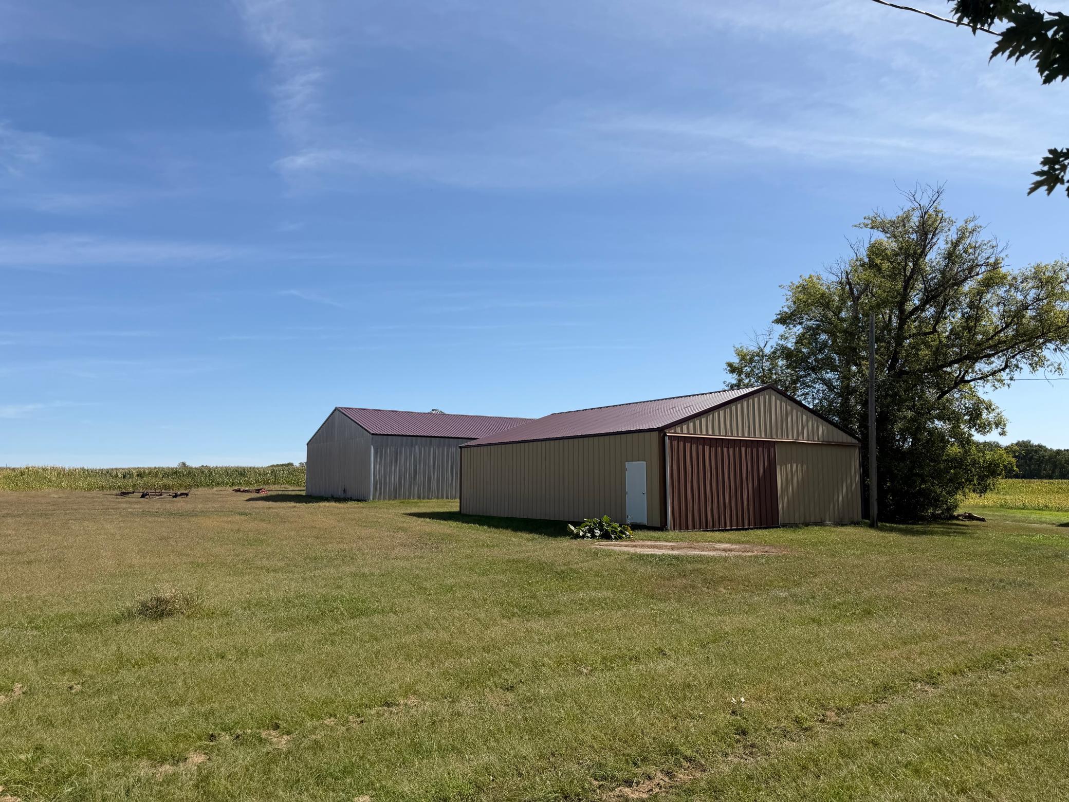 63503 370th Street Property Photo 4