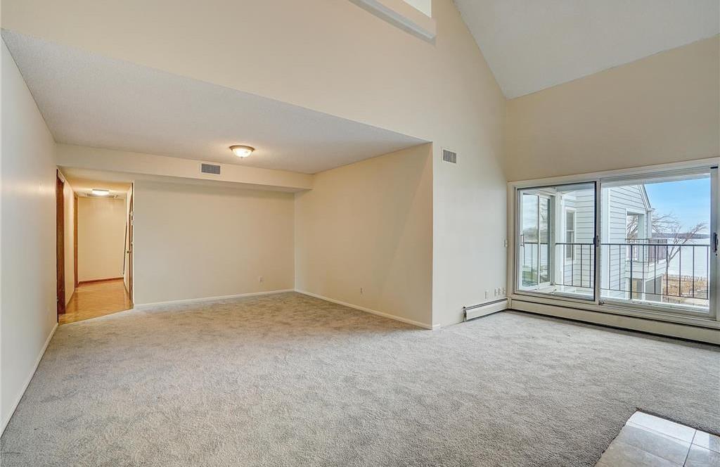 603 Lake Street 307 Property Photo 7