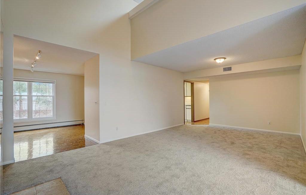 603 Lake Street 307 Property Photo 11