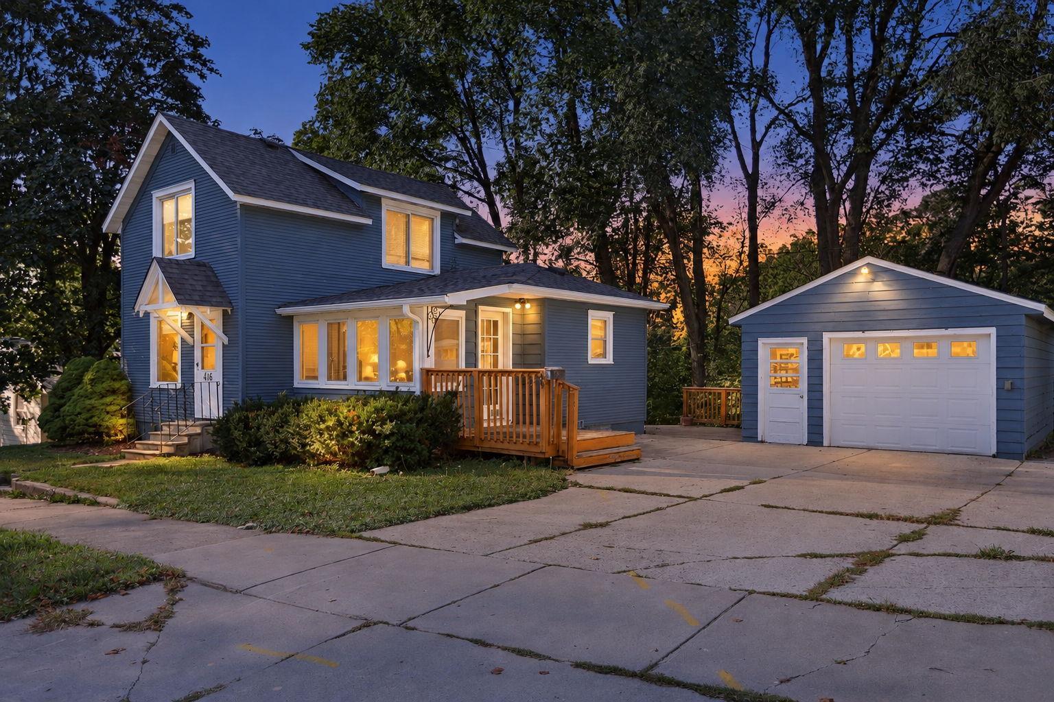 416 3rd Street Ne Property Photo 2