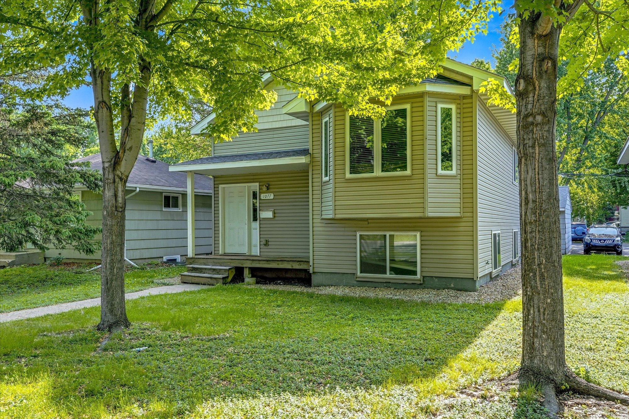 1077 26th Avenue Se Property Photo 1