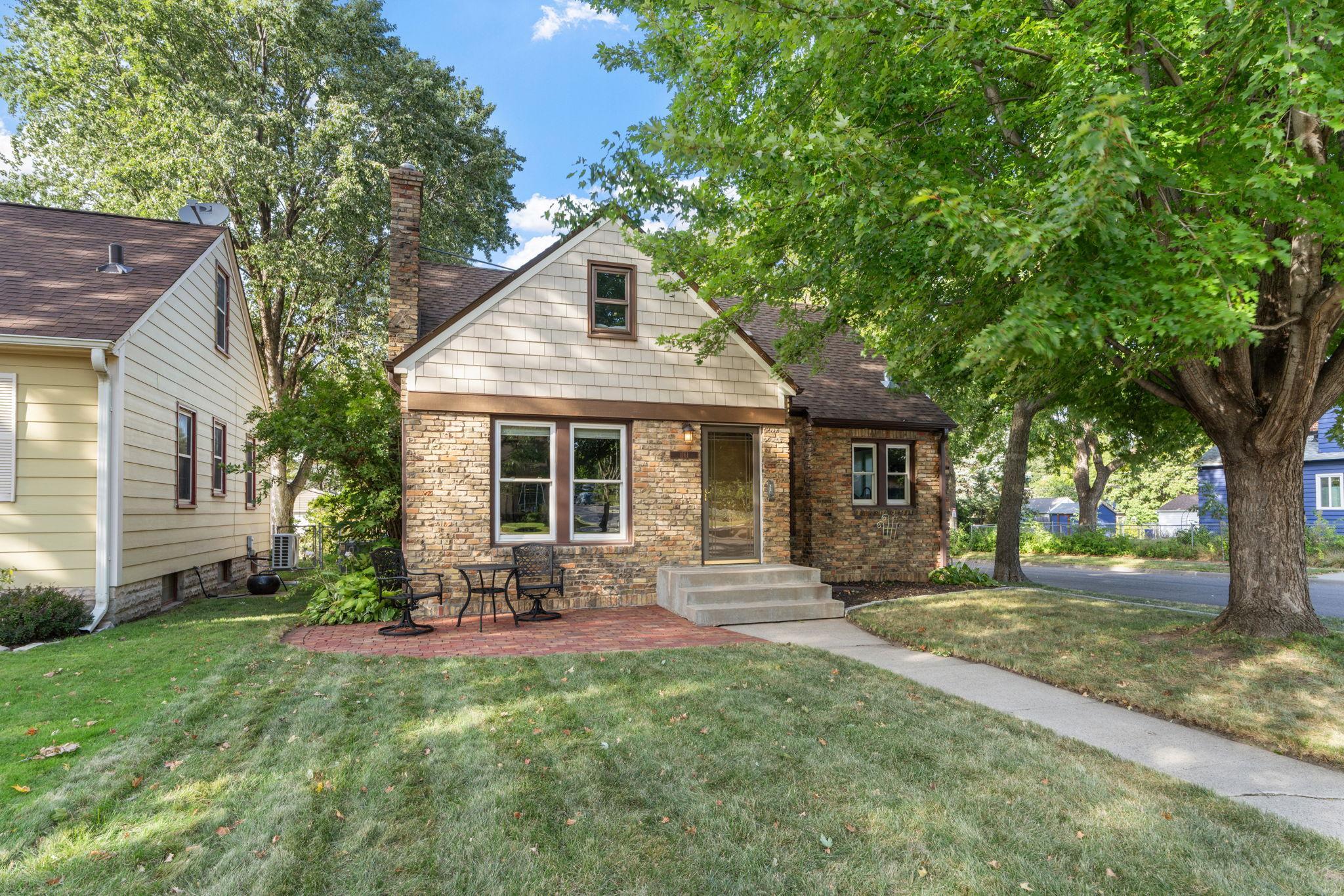 1161 Van Buren Avenue Property Photo 1