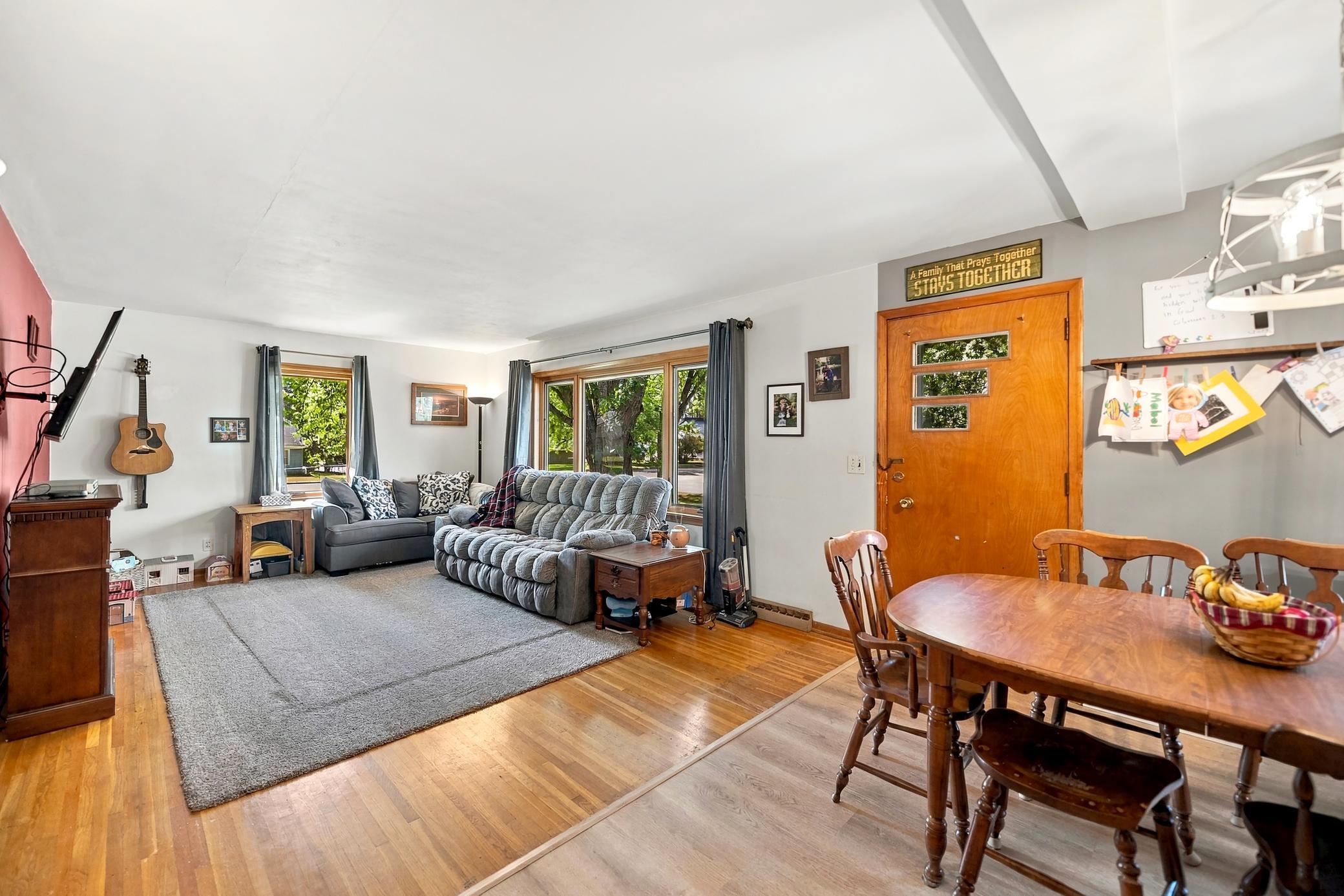 800 Garfield Street Property Photo 11