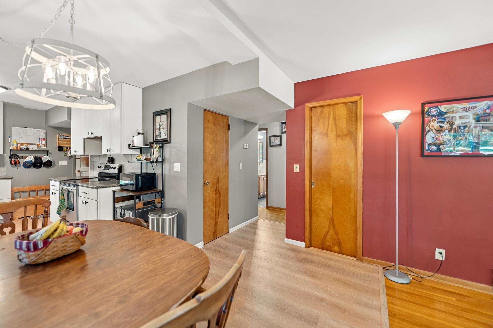 800 Garfield Street Property Photo 14