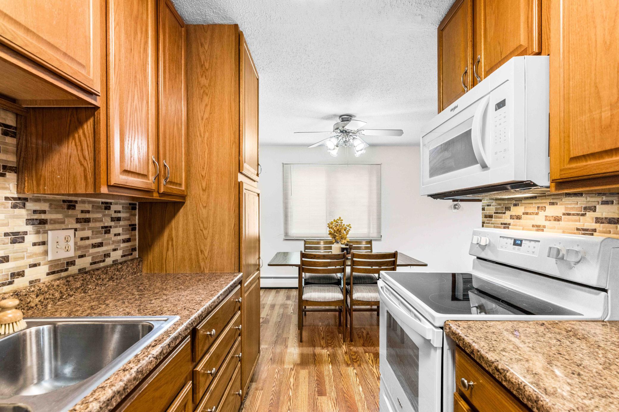 801 32 Avenue N Unit A-101 Property Photo 3