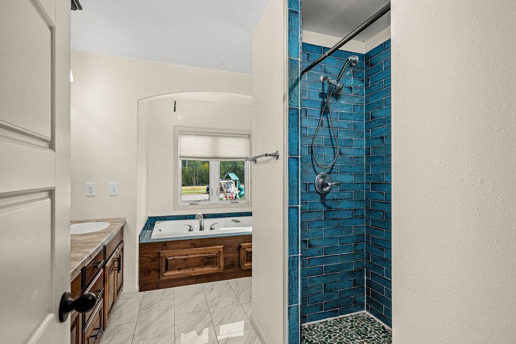 5635 Lane 55 Property Photo 17