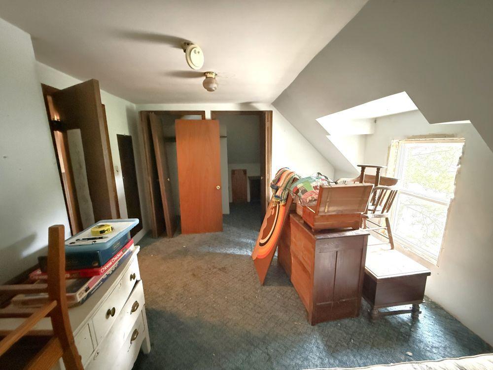 209 E Oak Avenue Property Photo 24