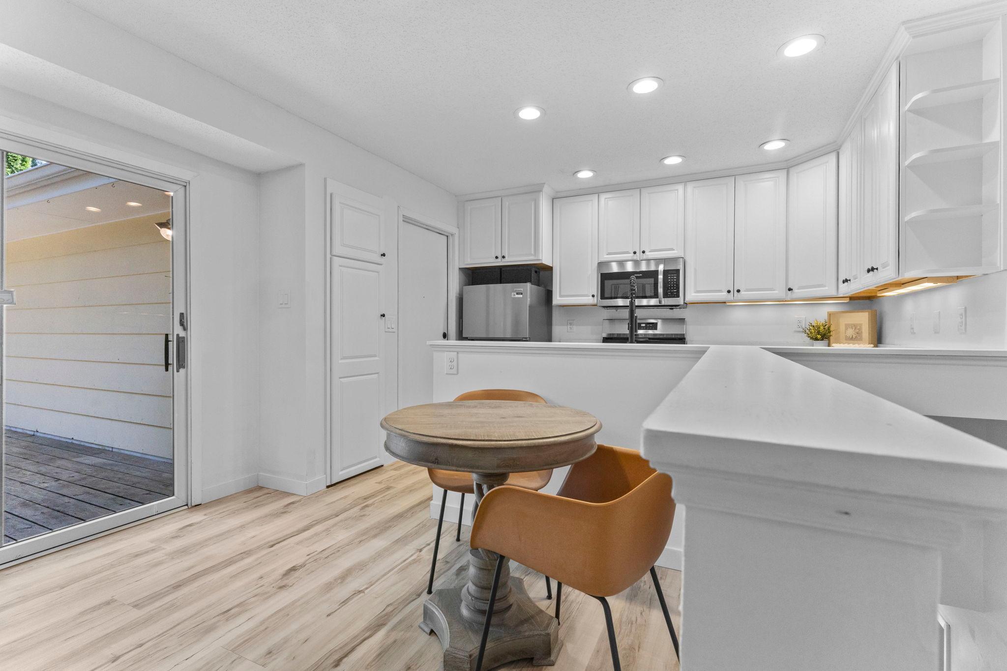 3818 W 103rd Street