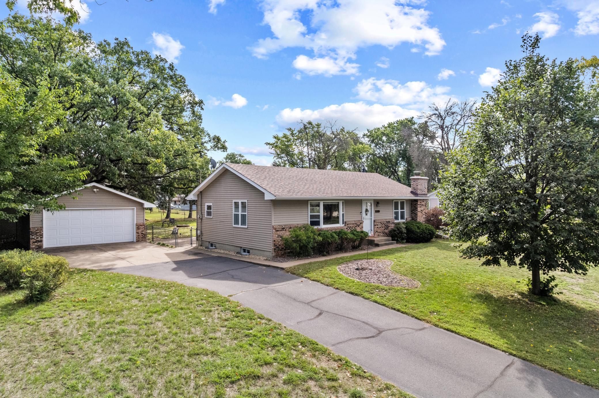 10143 Cottonwood Street NW Property Photo 1