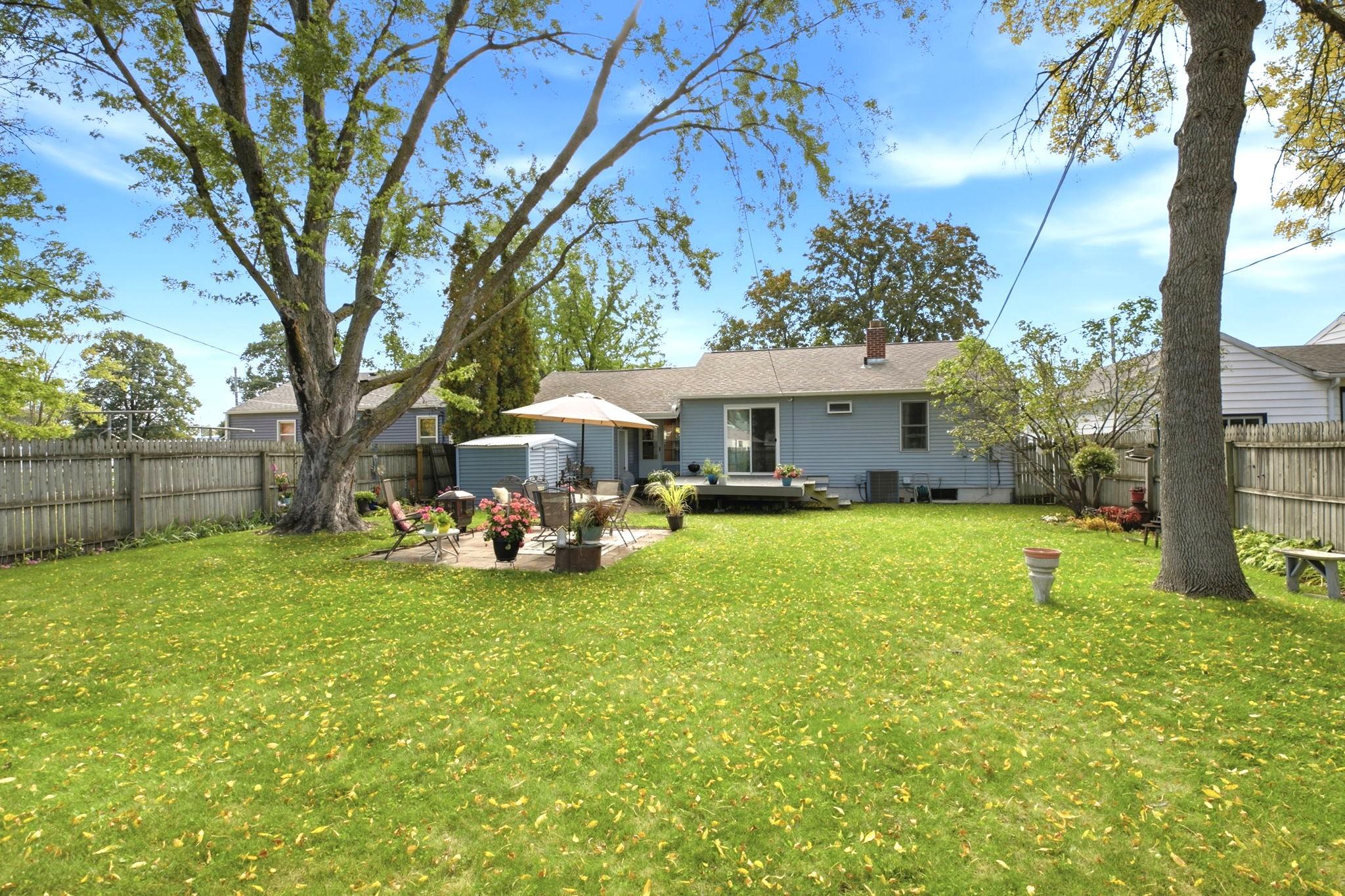 2907 7th Street N Property Photo 2