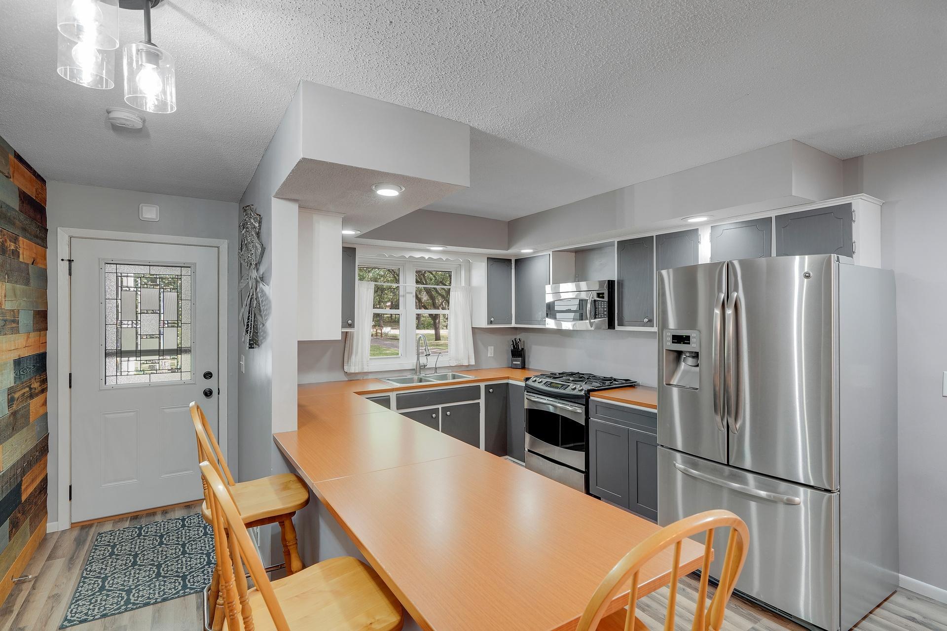 19505 Owen Avenue Property Photo 4