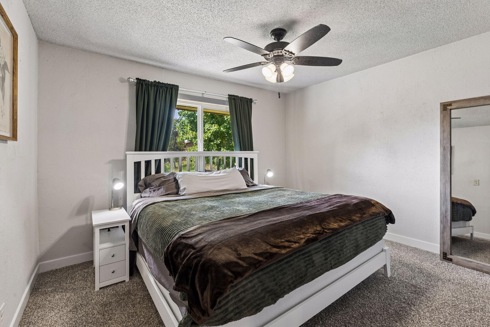 521 Central Avenue W Property Photo 13