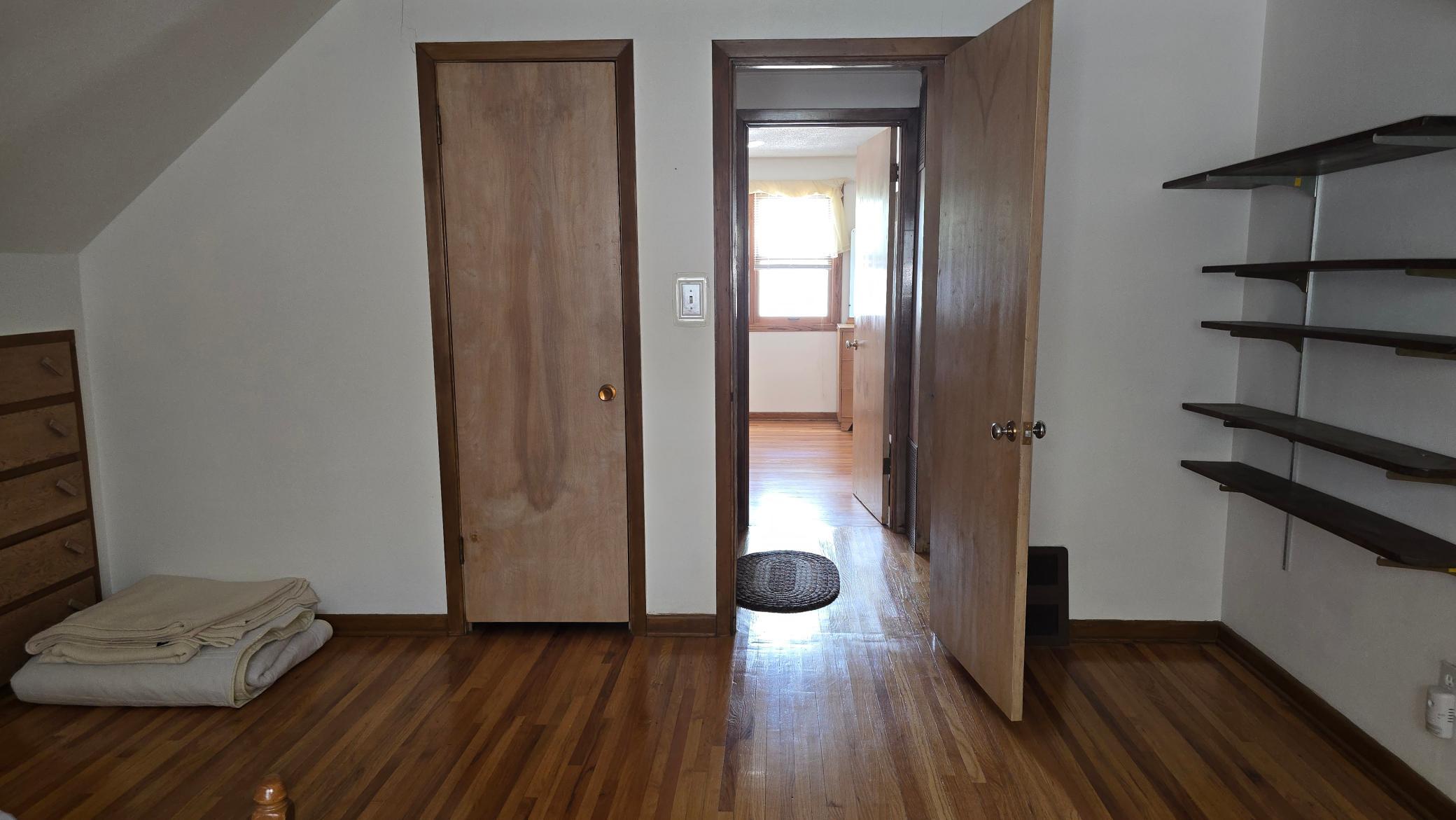 207 E Lyon Street Property Photo 23