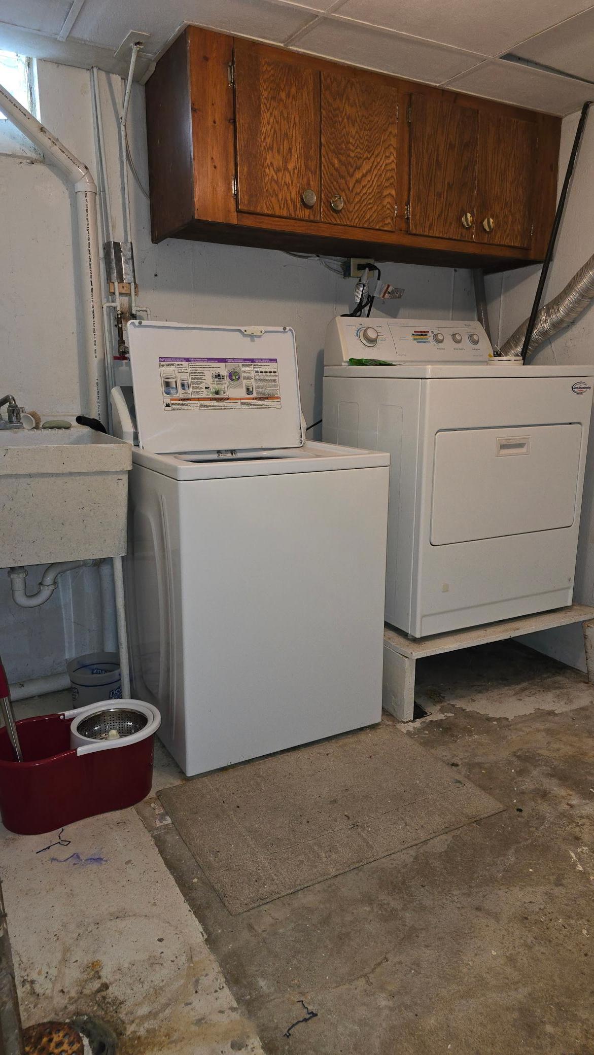 207 E Lyon Street Property Photo 28