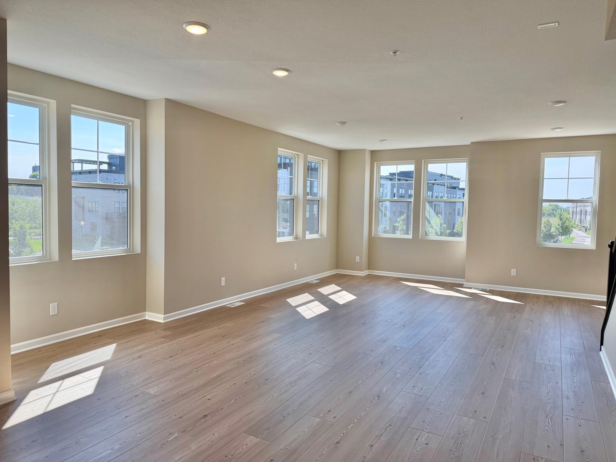 2265 Beechwood Avenue Property Photo 12