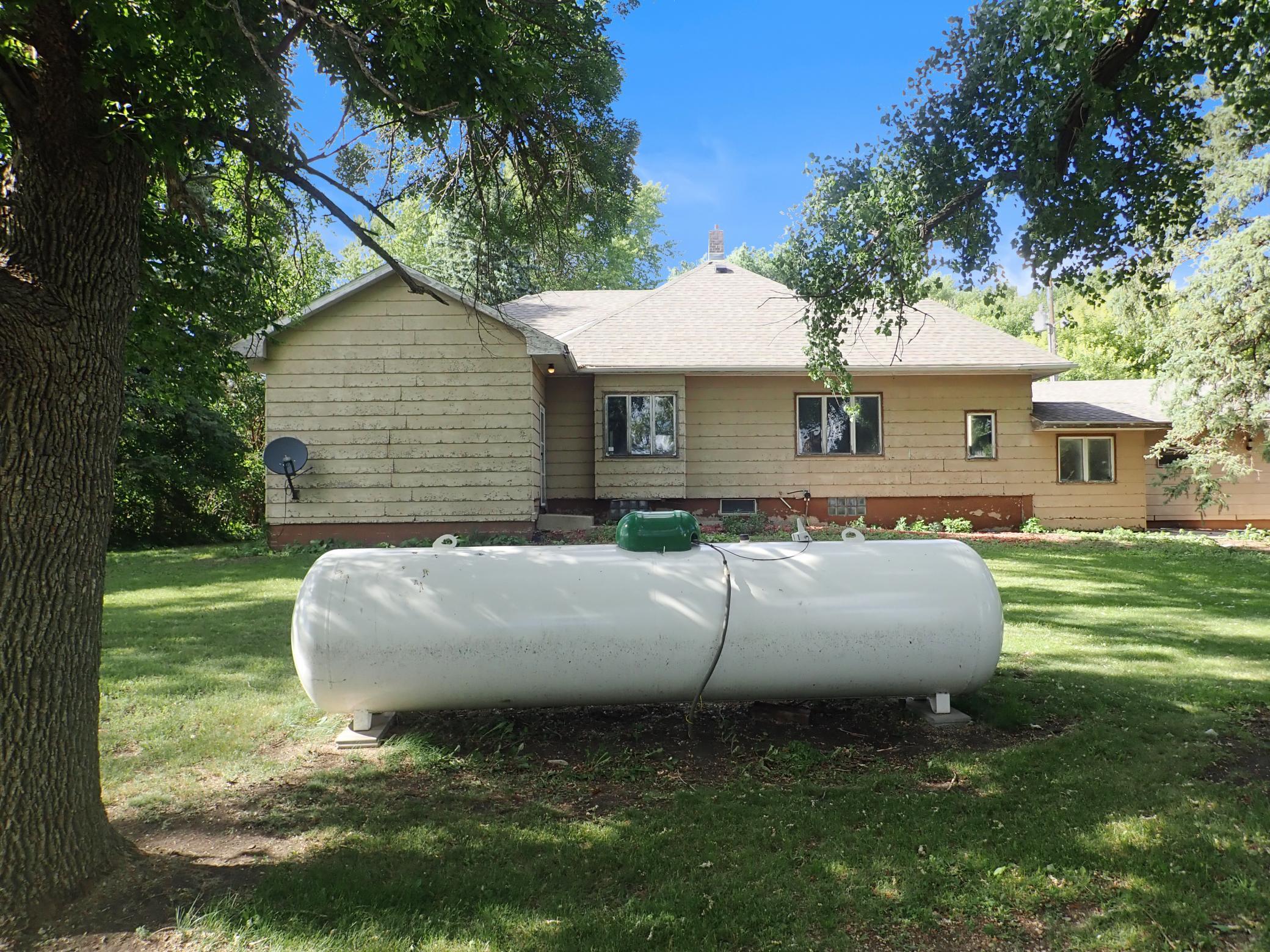 2030 290th Avenue Property Photo 1