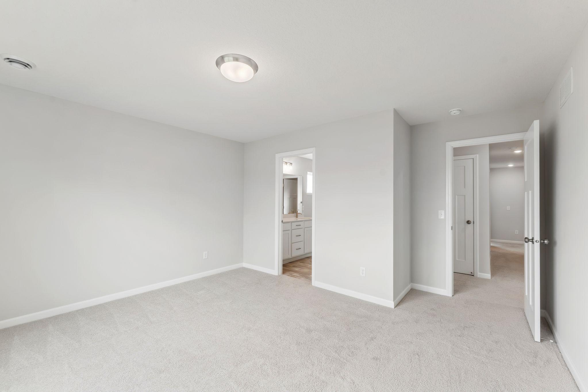 1055 Adamstown Drive Property Photo 11