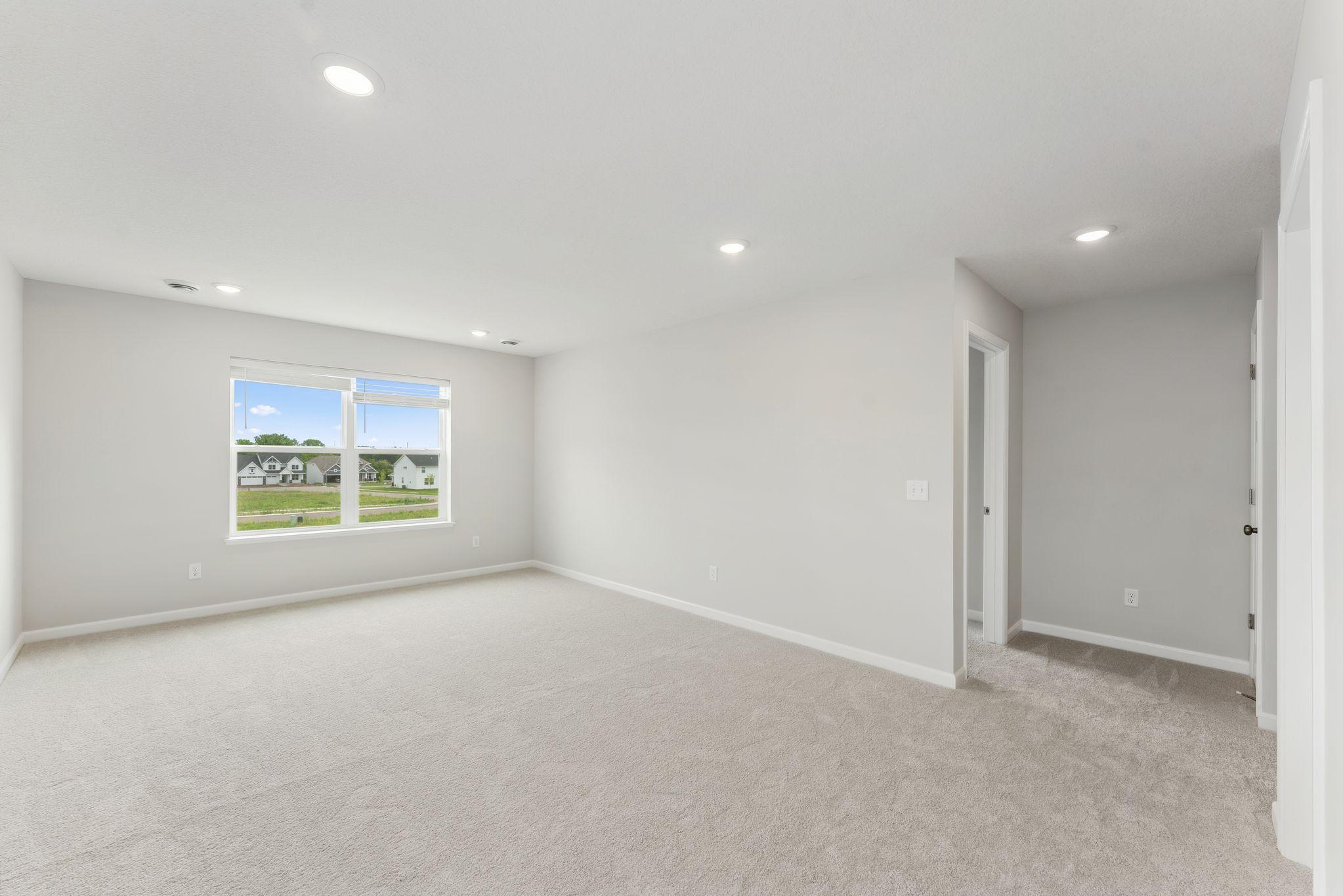 1055 Adamstown Drive Property Photo 14