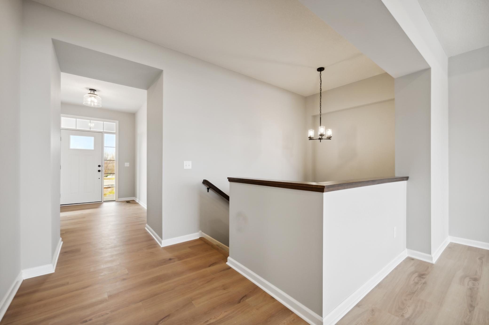 14985 Riverview Lane N Property Photo 6