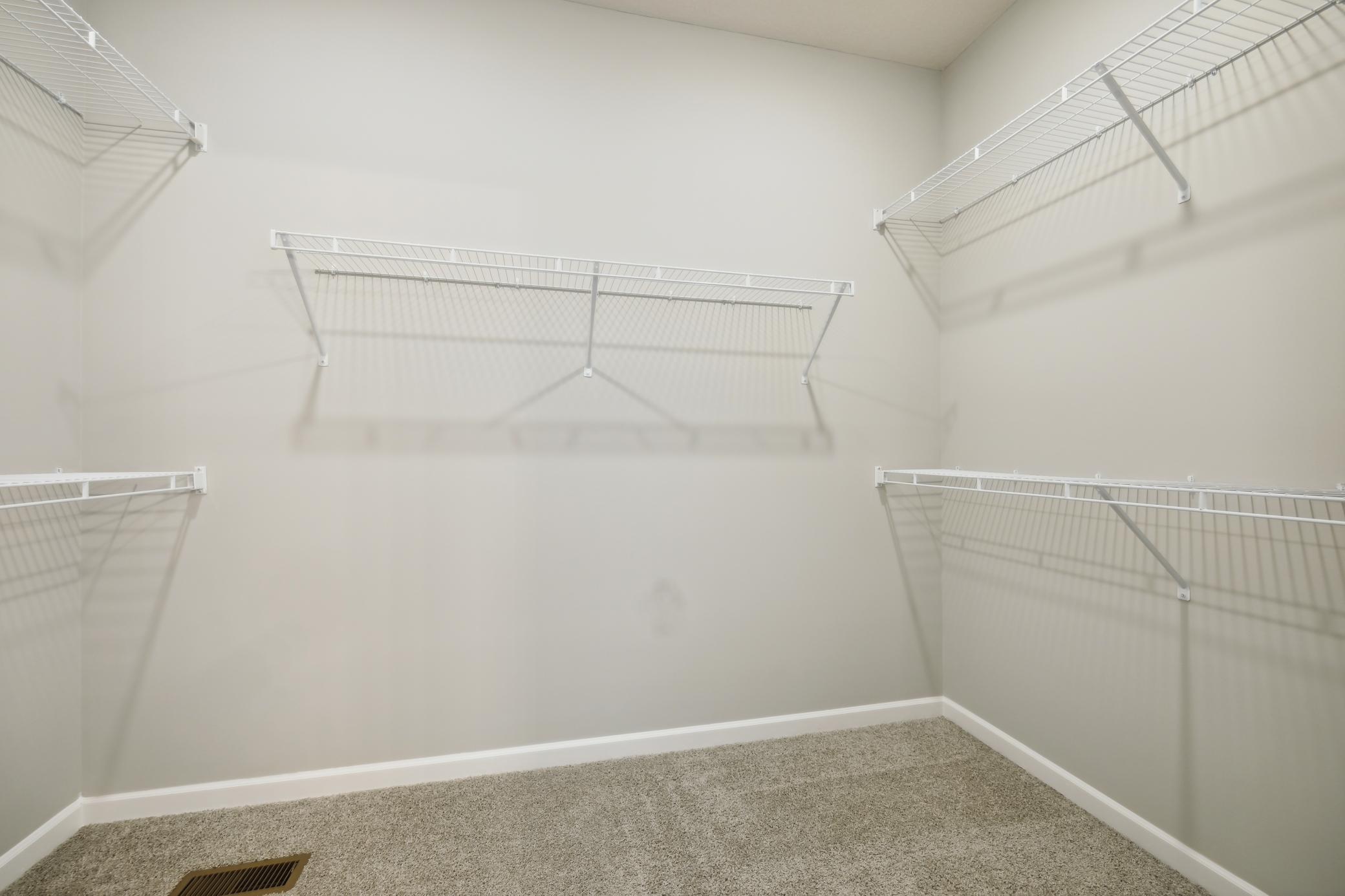 14985 Riverview Lane N Property Photo 16