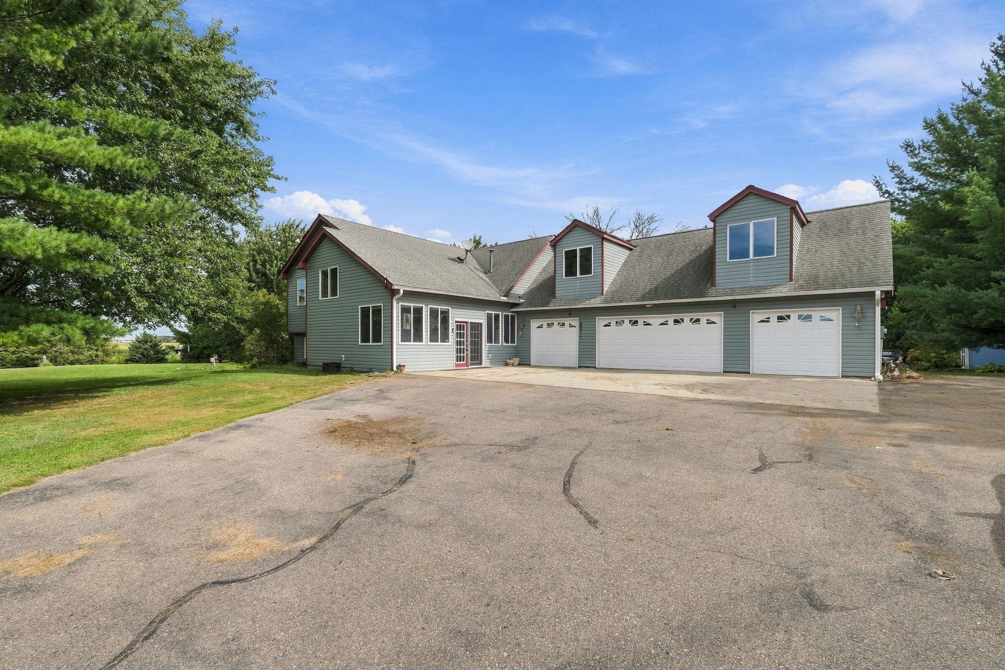 20077 Xeon Avenue Property Photo 1