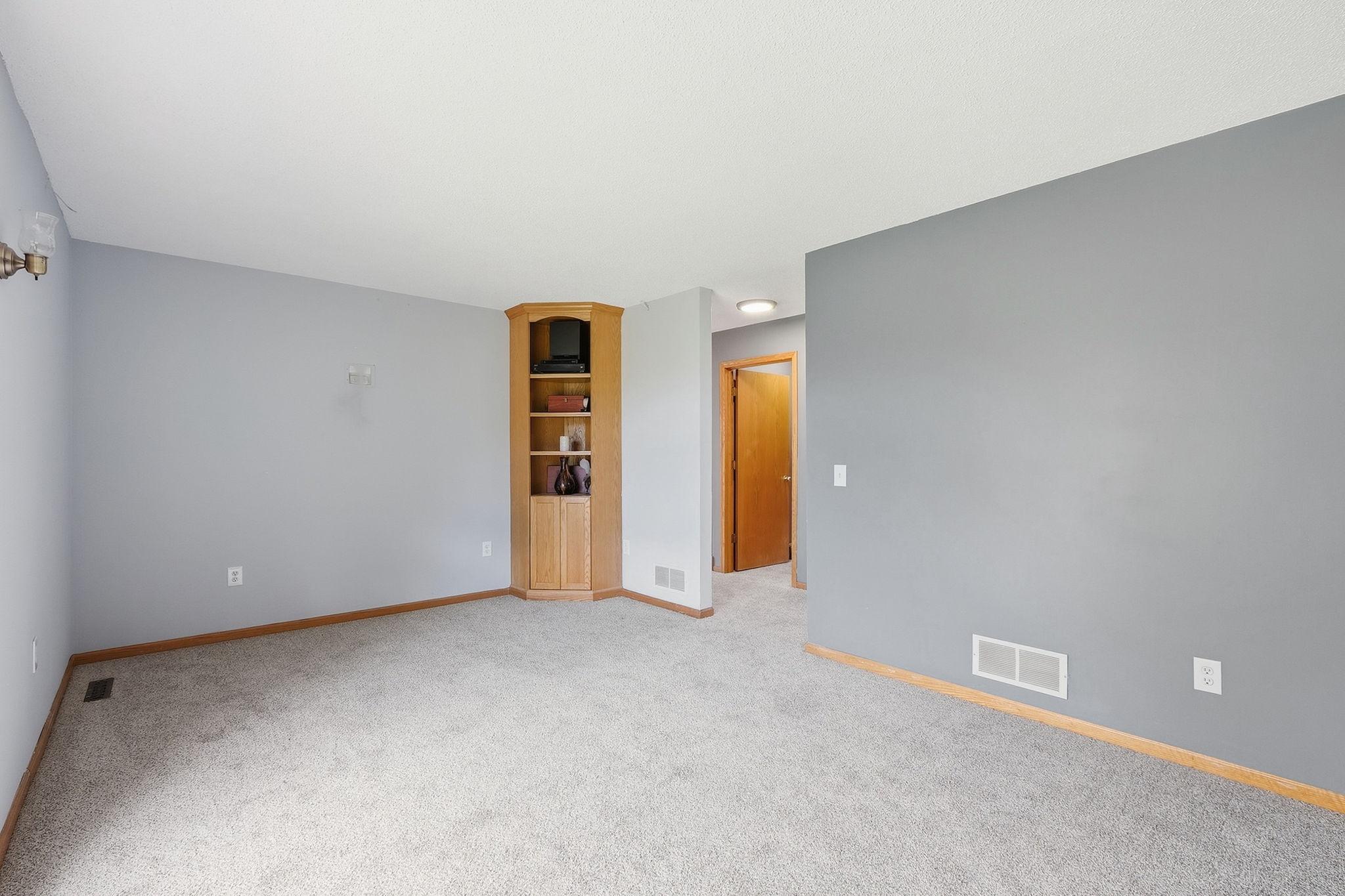 20077 Xeon Avenue Property Photo 14