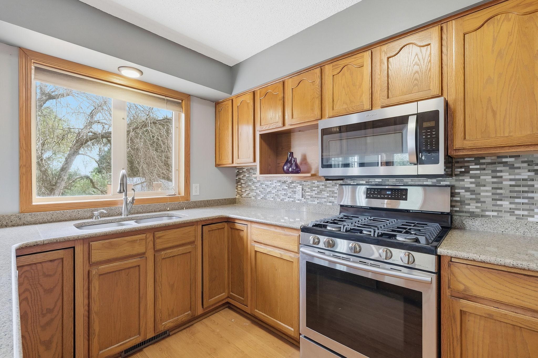 20077 Xeon Avenue Property Photo 16