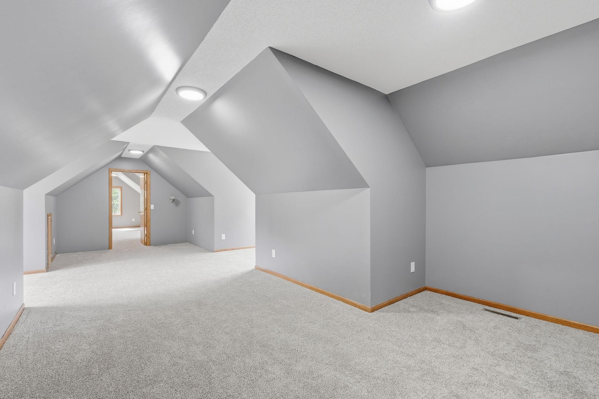 20077 Xeon Avenue Property Photo 25