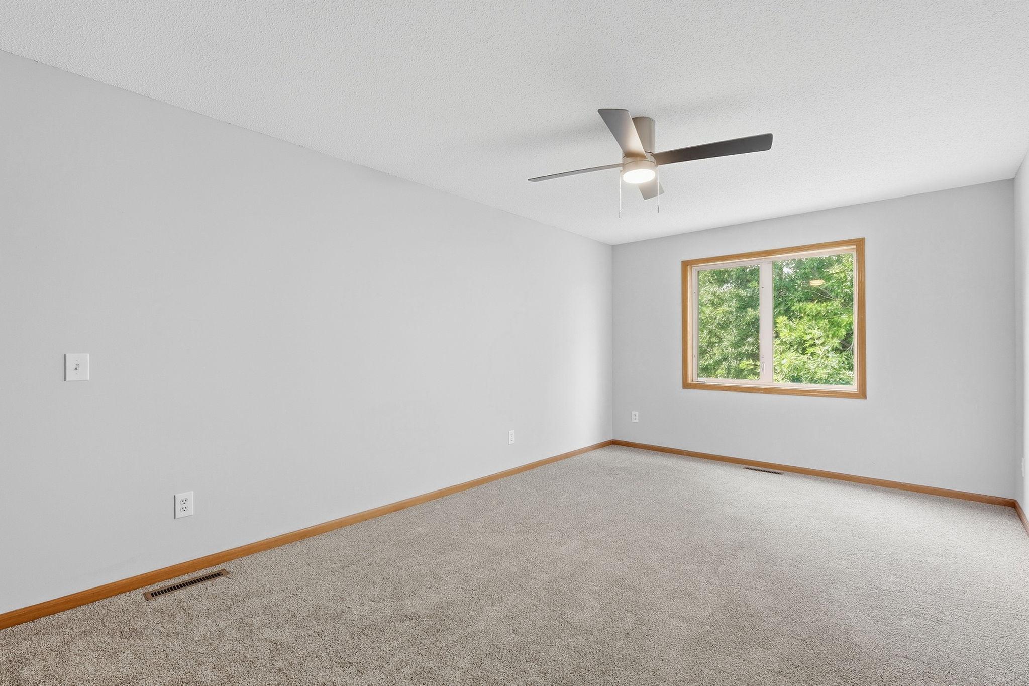 20077 Xeon Avenue Property Photo 26