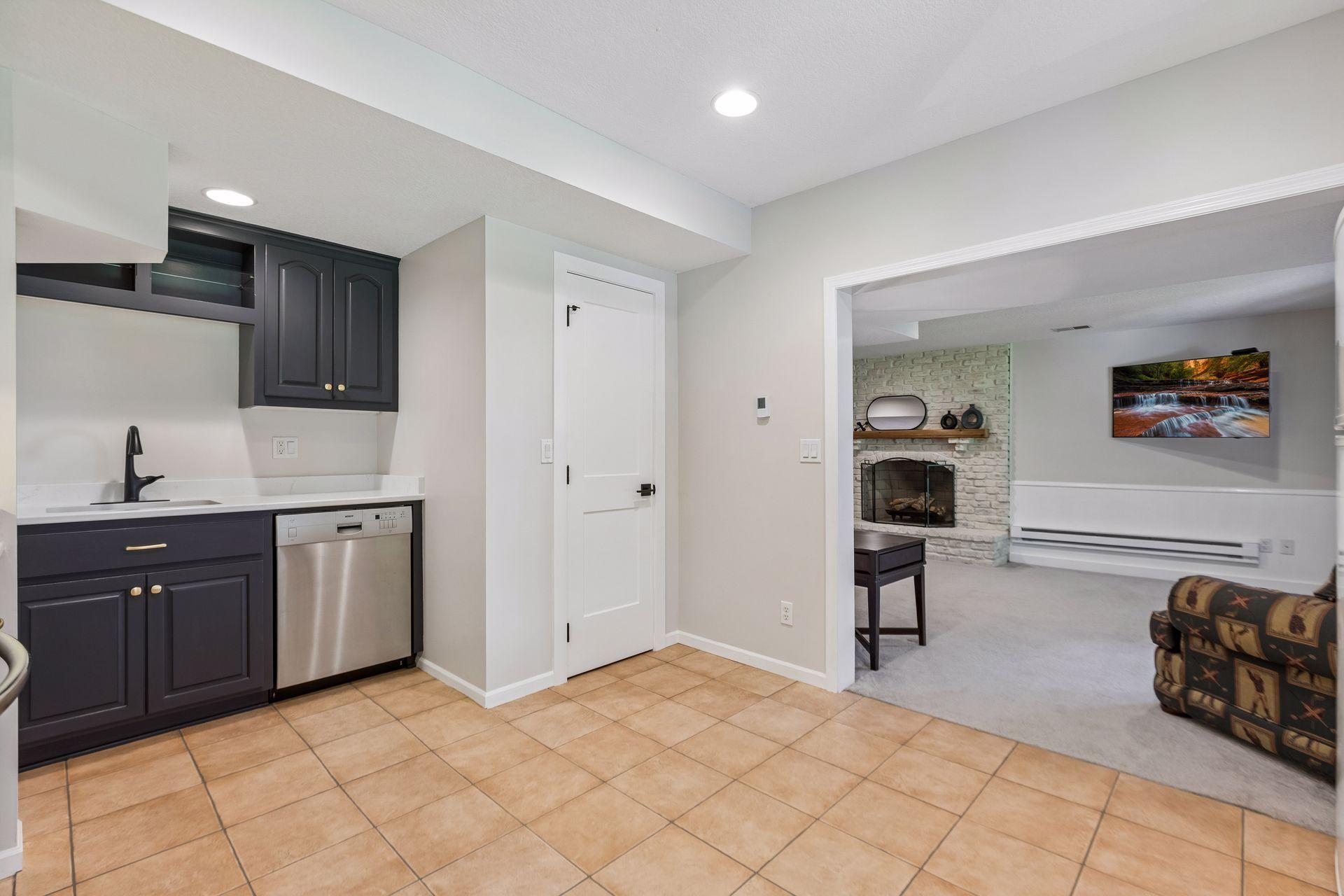 7505 Hyde Park Drive Property Photo 50