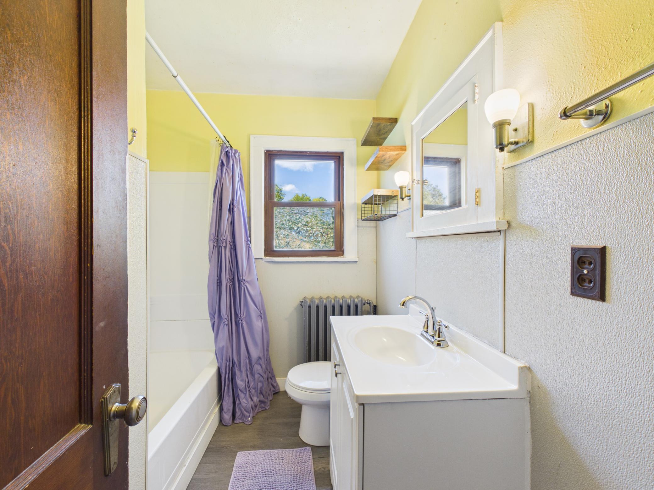 1027 9th Avenue N Property Photo 10