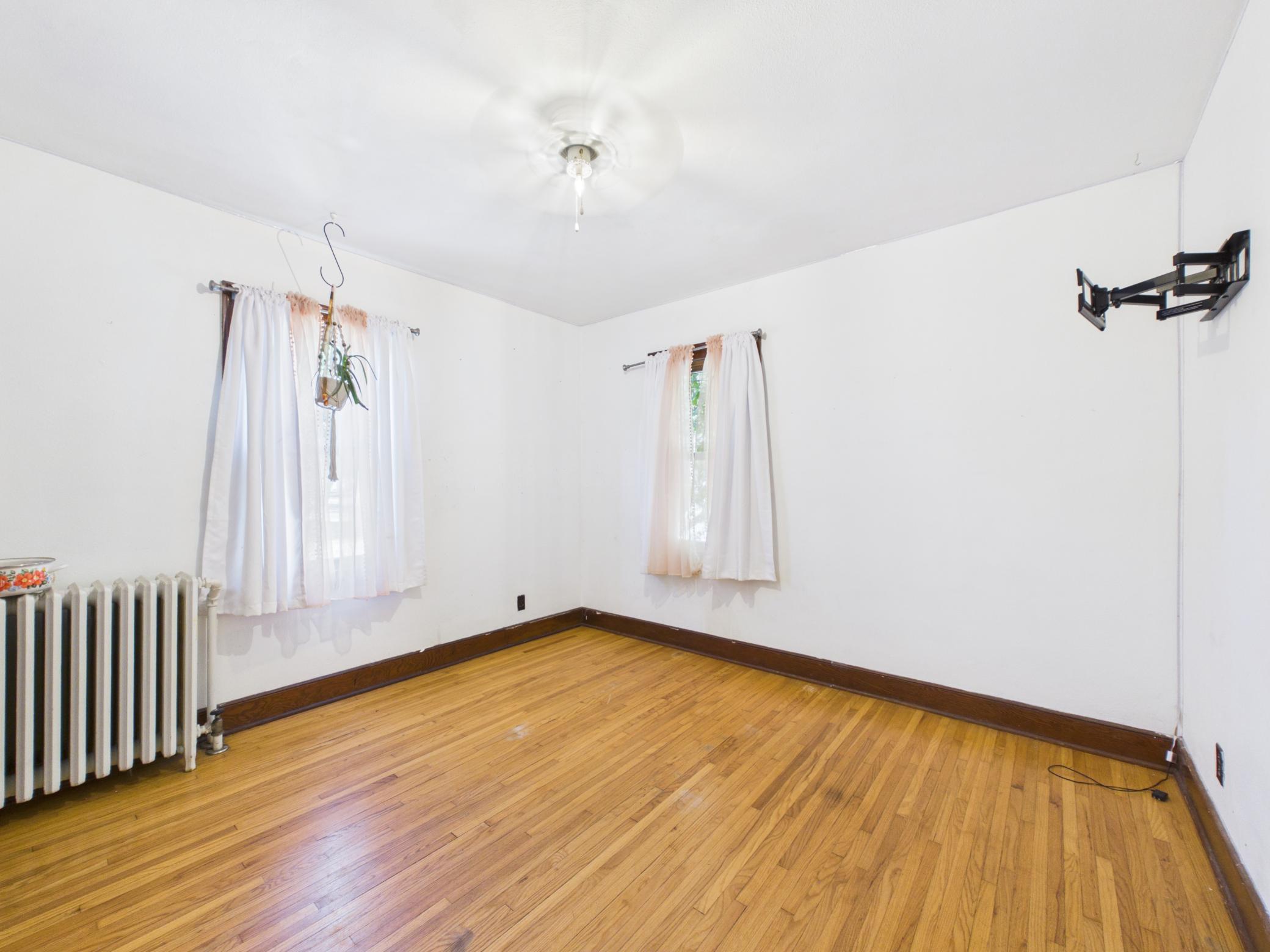 1027 9th Avenue N Property Photo 11