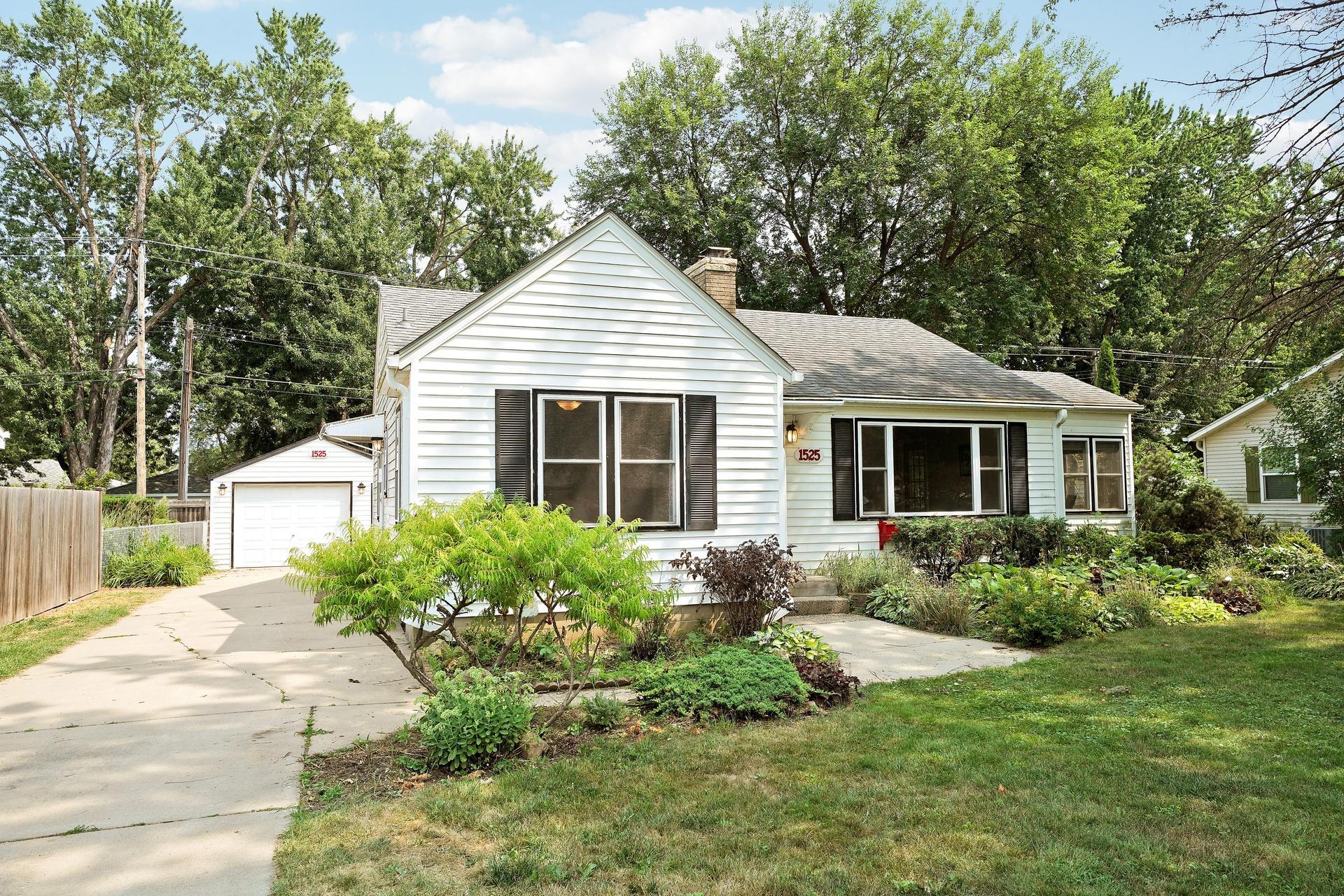1525 Ramsey Street Property Photo 1