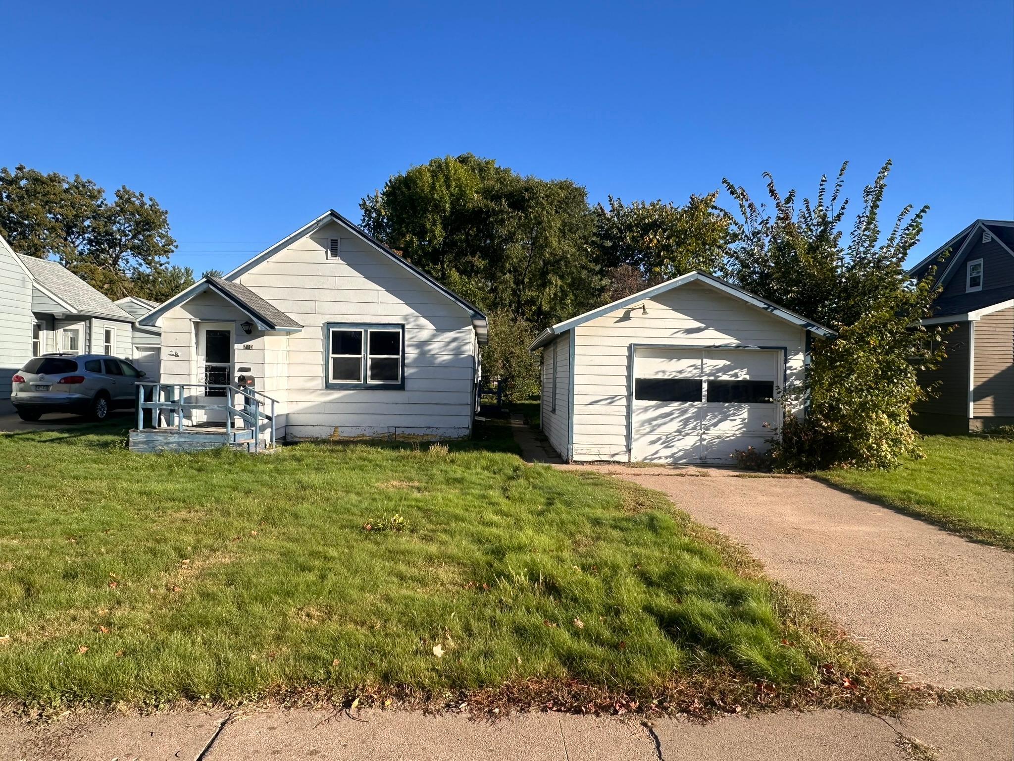 710 3rd Street Nw Property Photo 1
