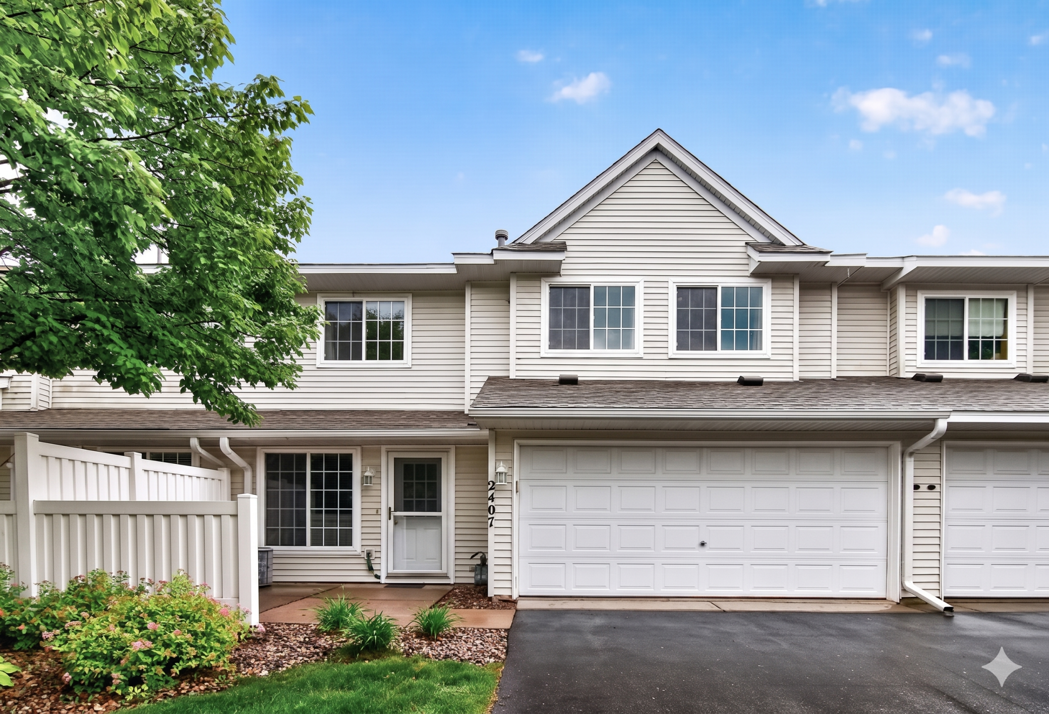 2407 Harvest Way Property Photo 1