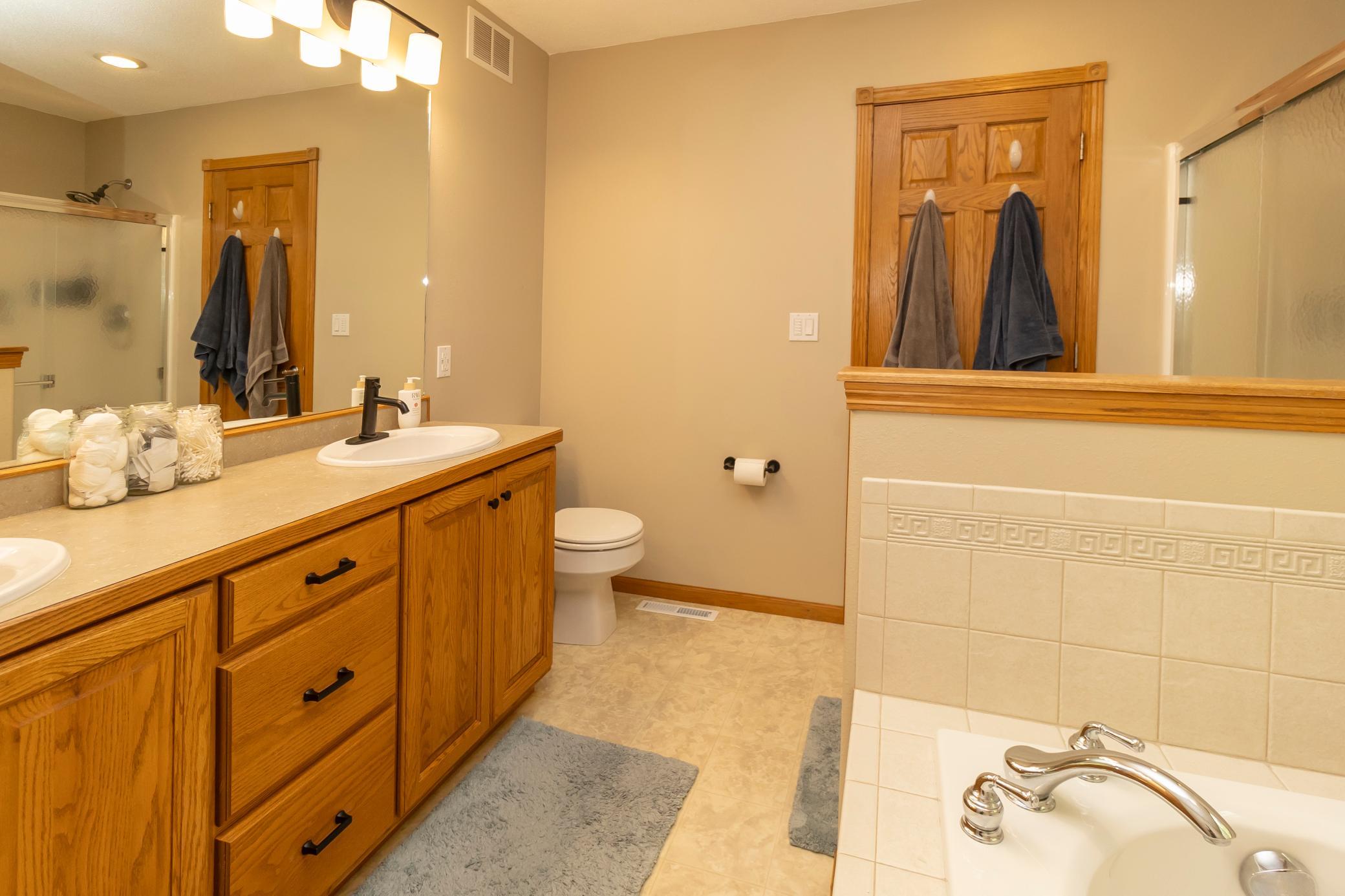 316 Interstate Boulevard Property Photo 41