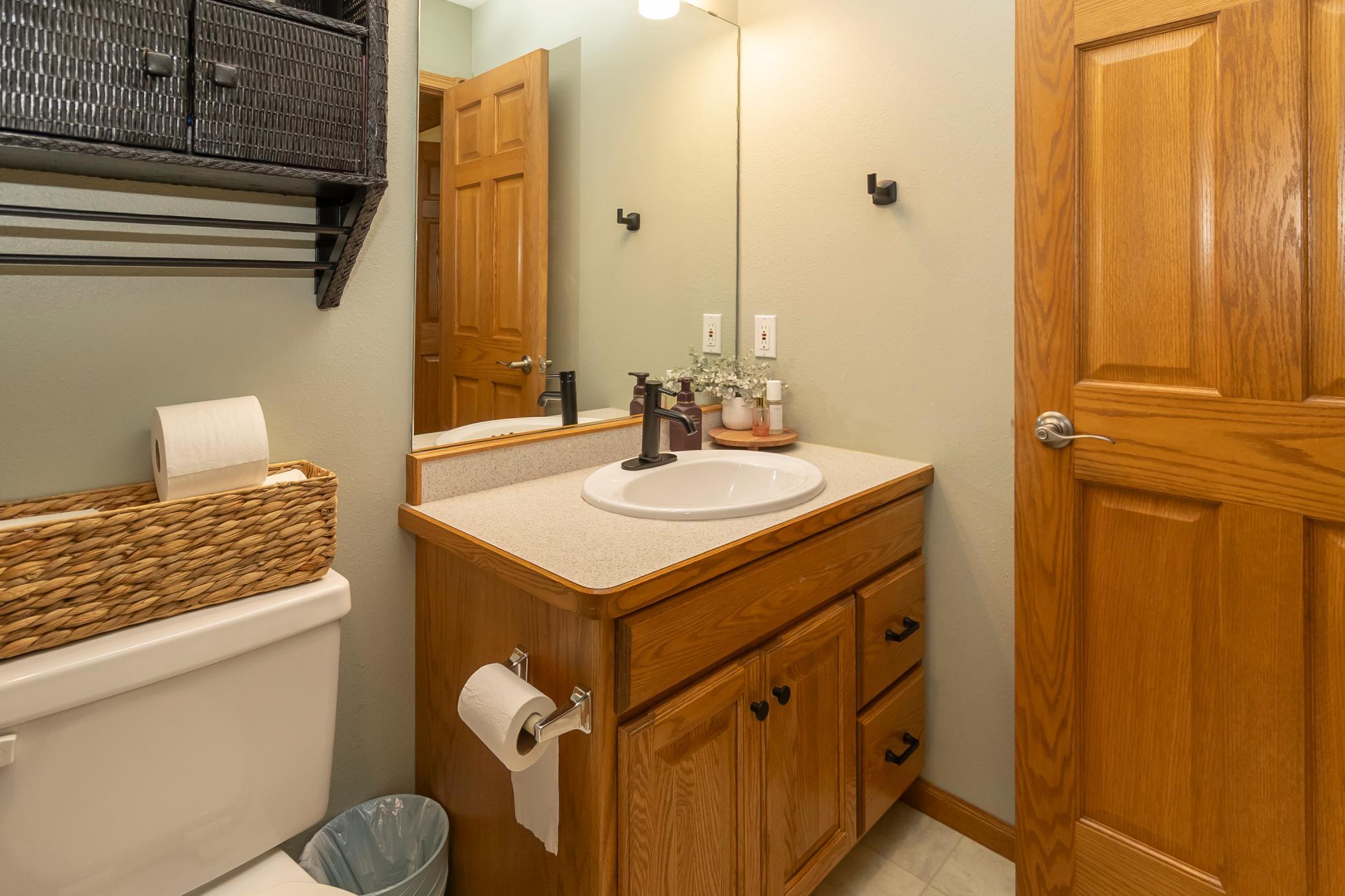 316 Interstate Boulevard Property Photo 52