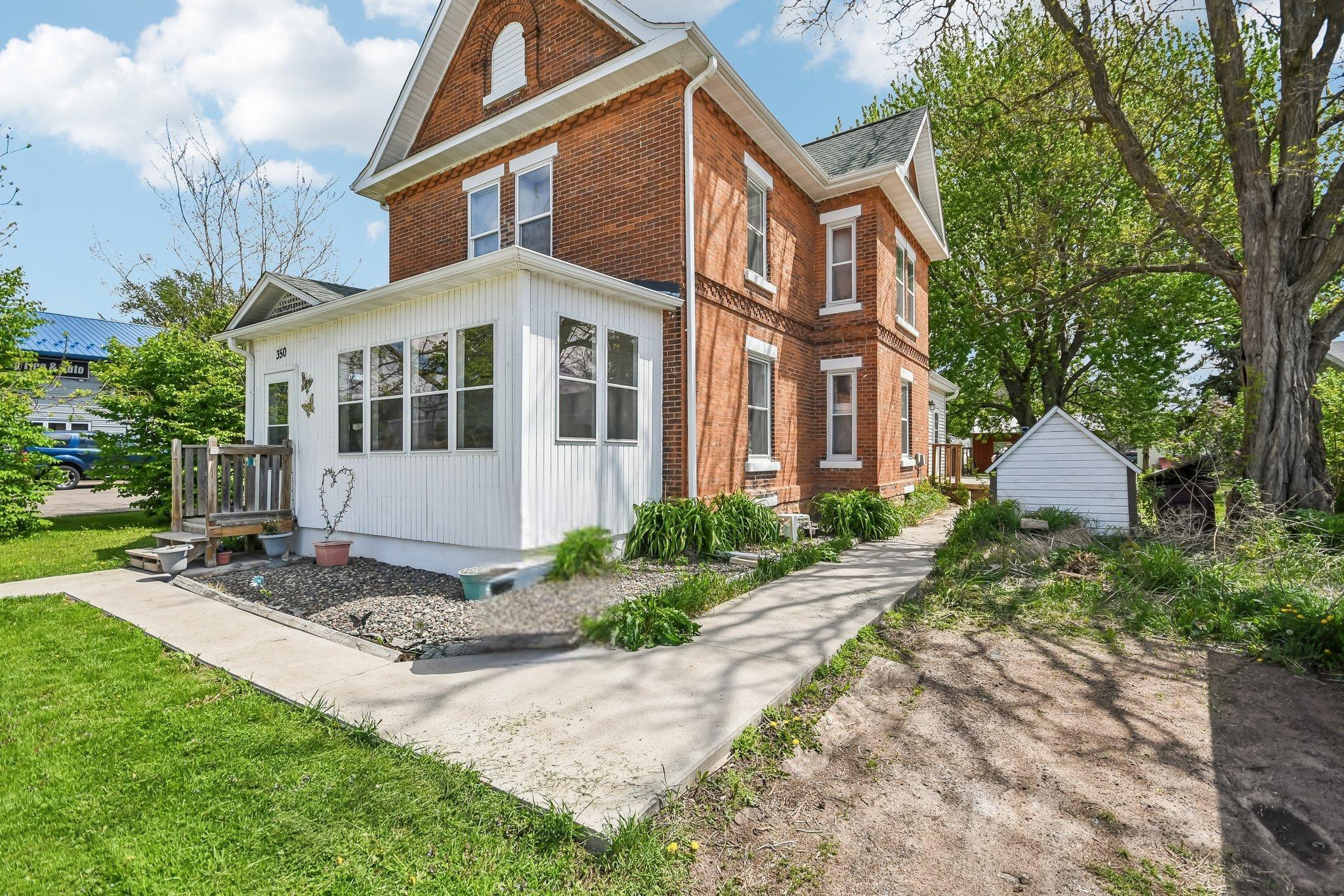 350 S Bremer Avenue Property Photo 1