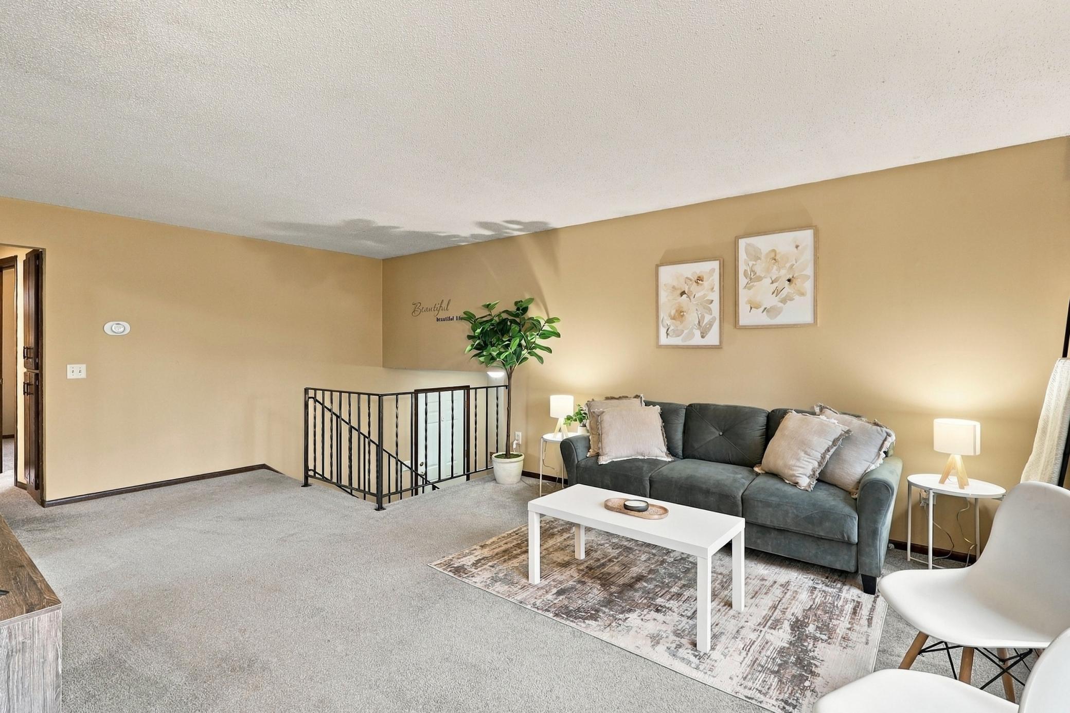 718 73rd Way N Property Photo 3
