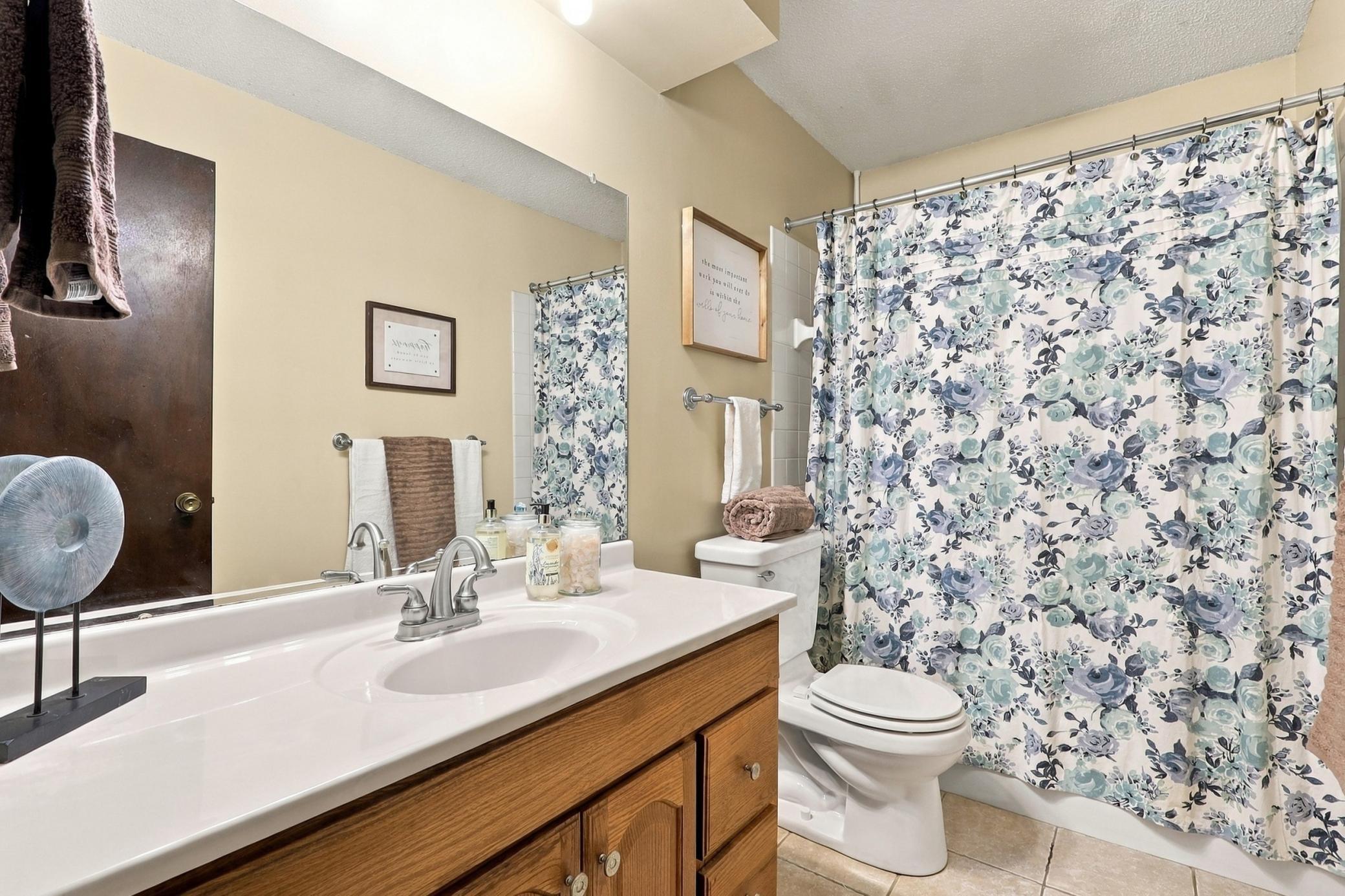 718 73rd Way N Property Photo 13