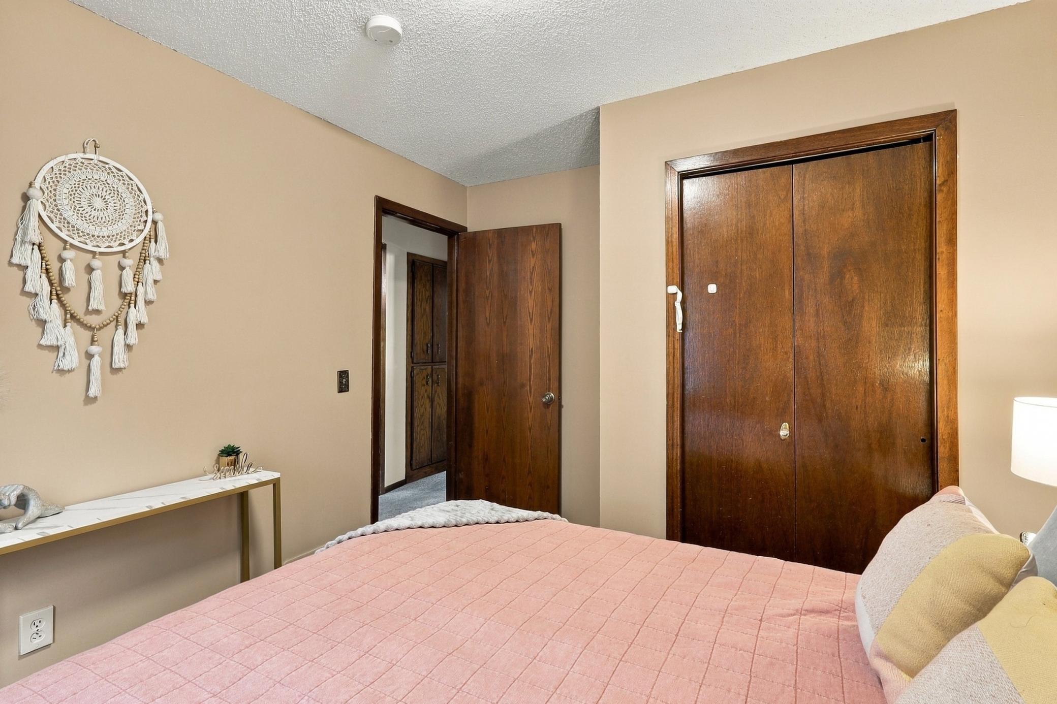 718 73rd Way N Property Photo 15
