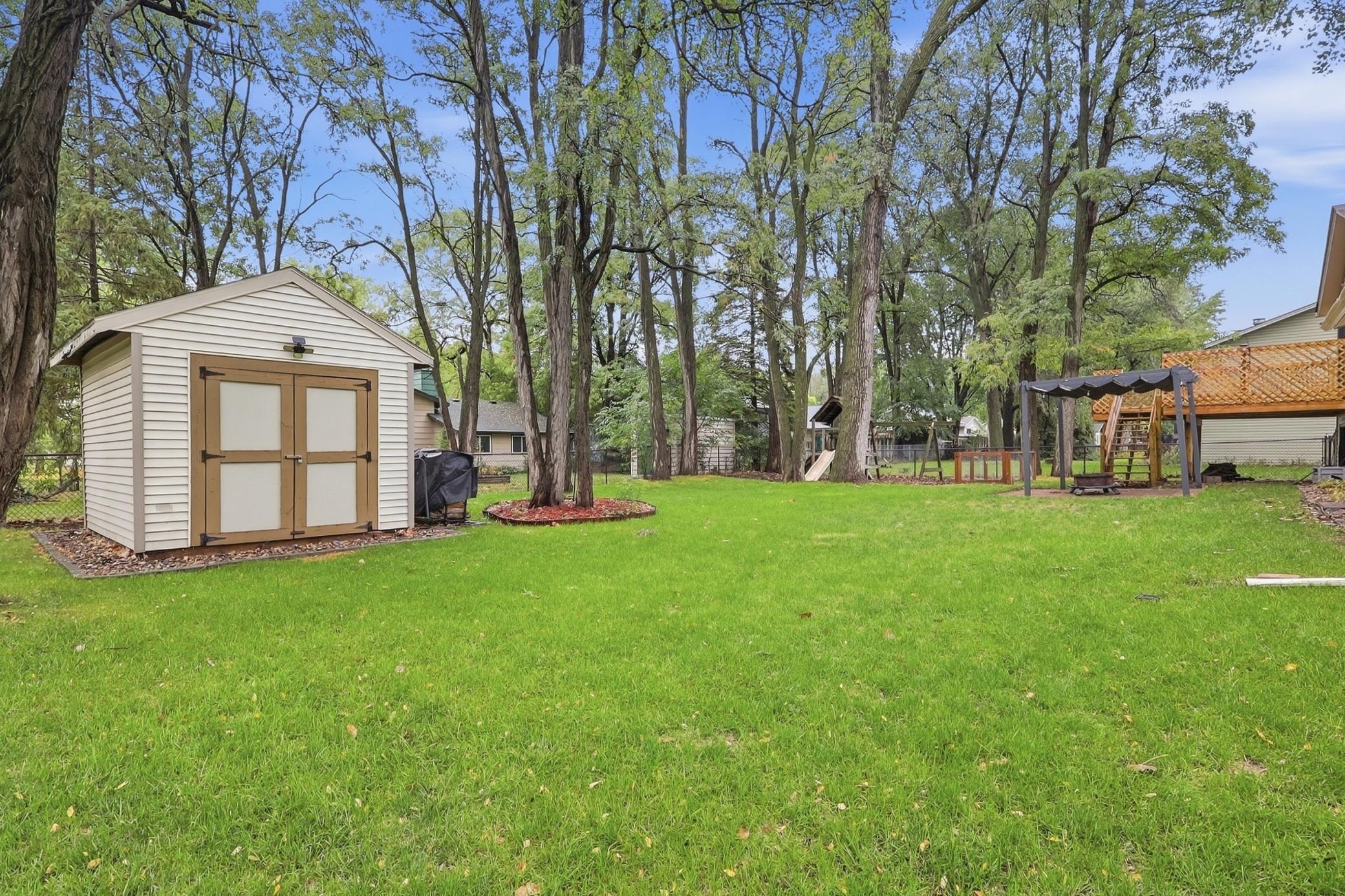 718 73rd Way N Property Photo 25