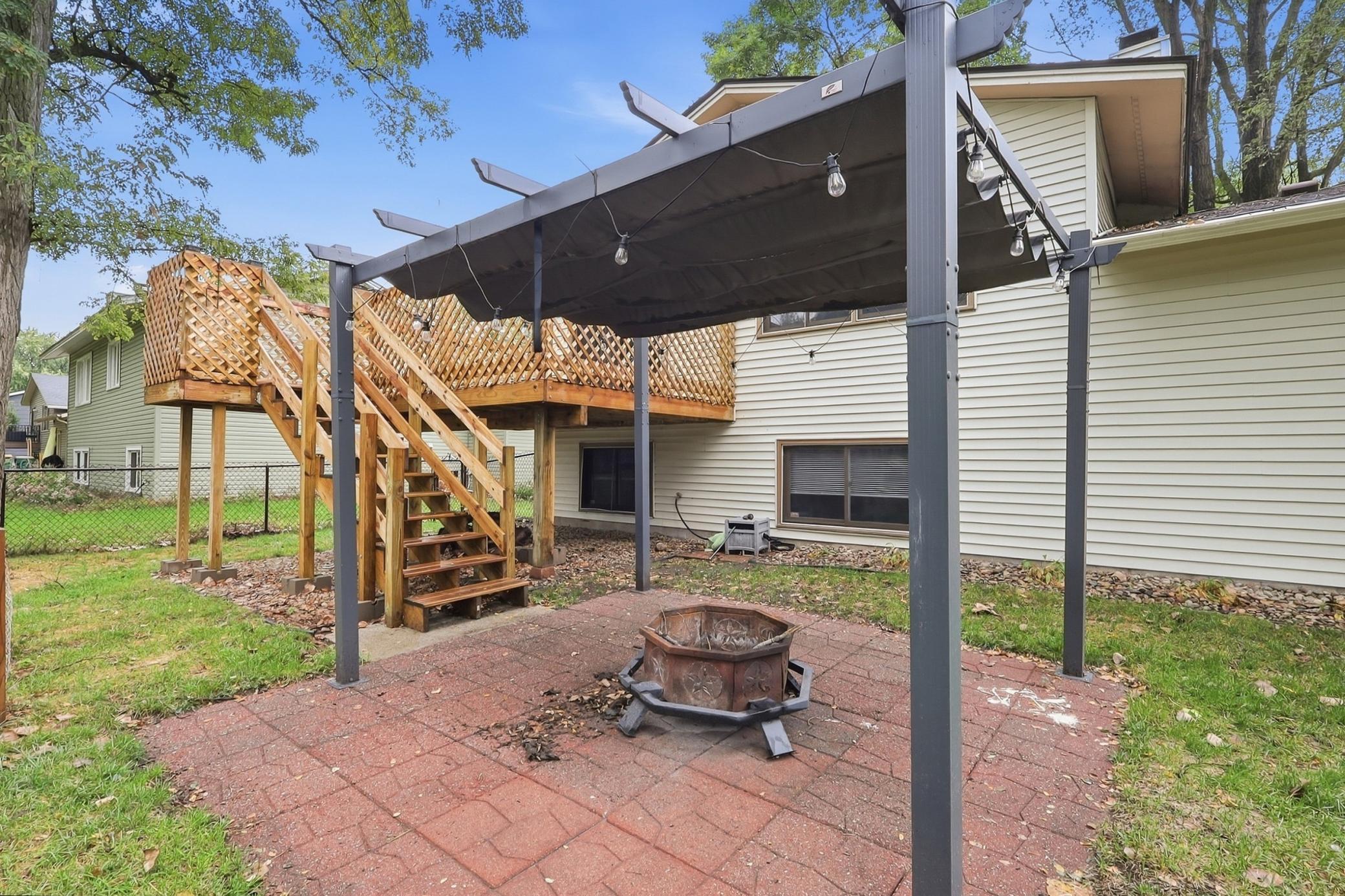 718 73rd Way N Property Photo 28