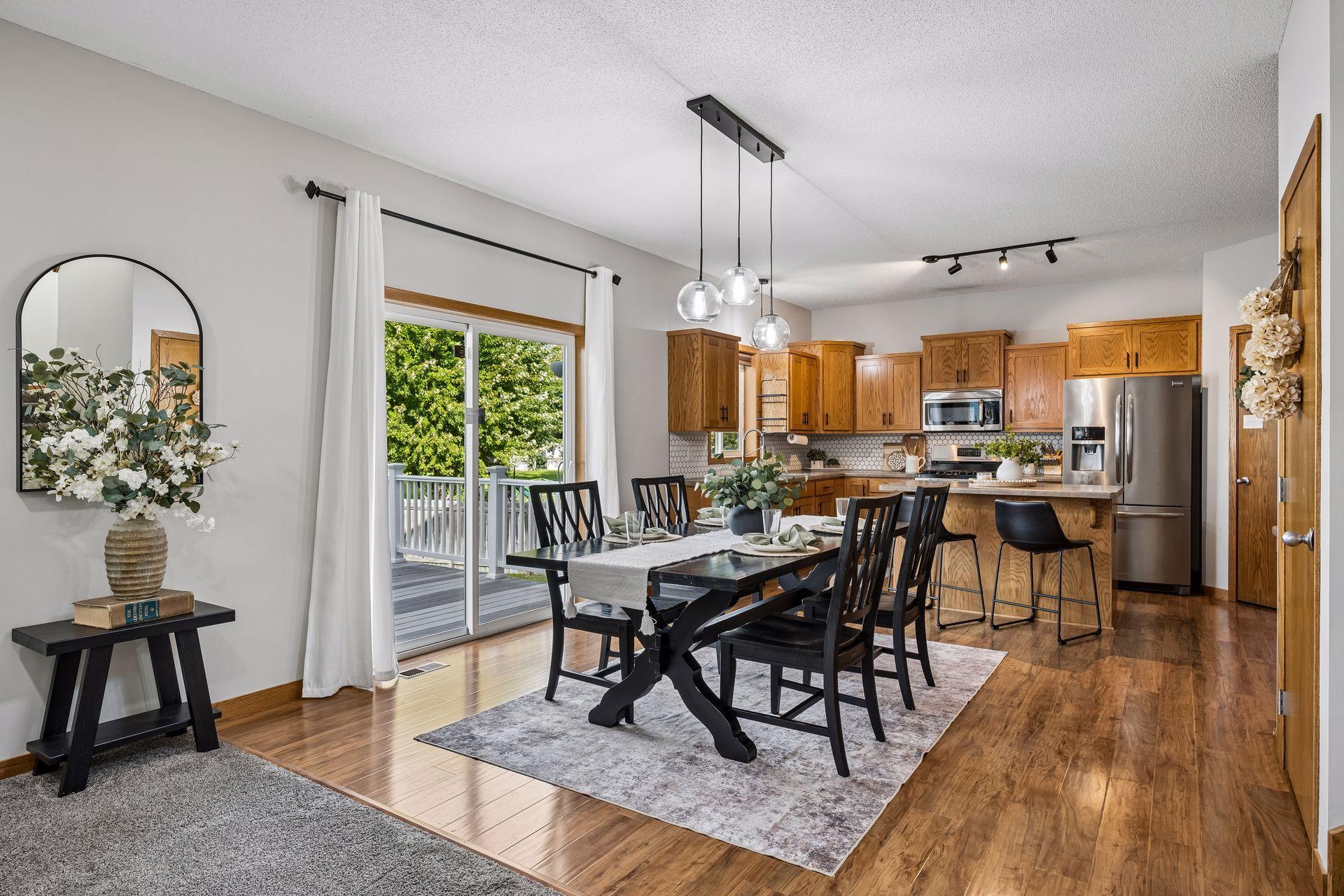 11160 Olympia Avenue Property Photo 4
