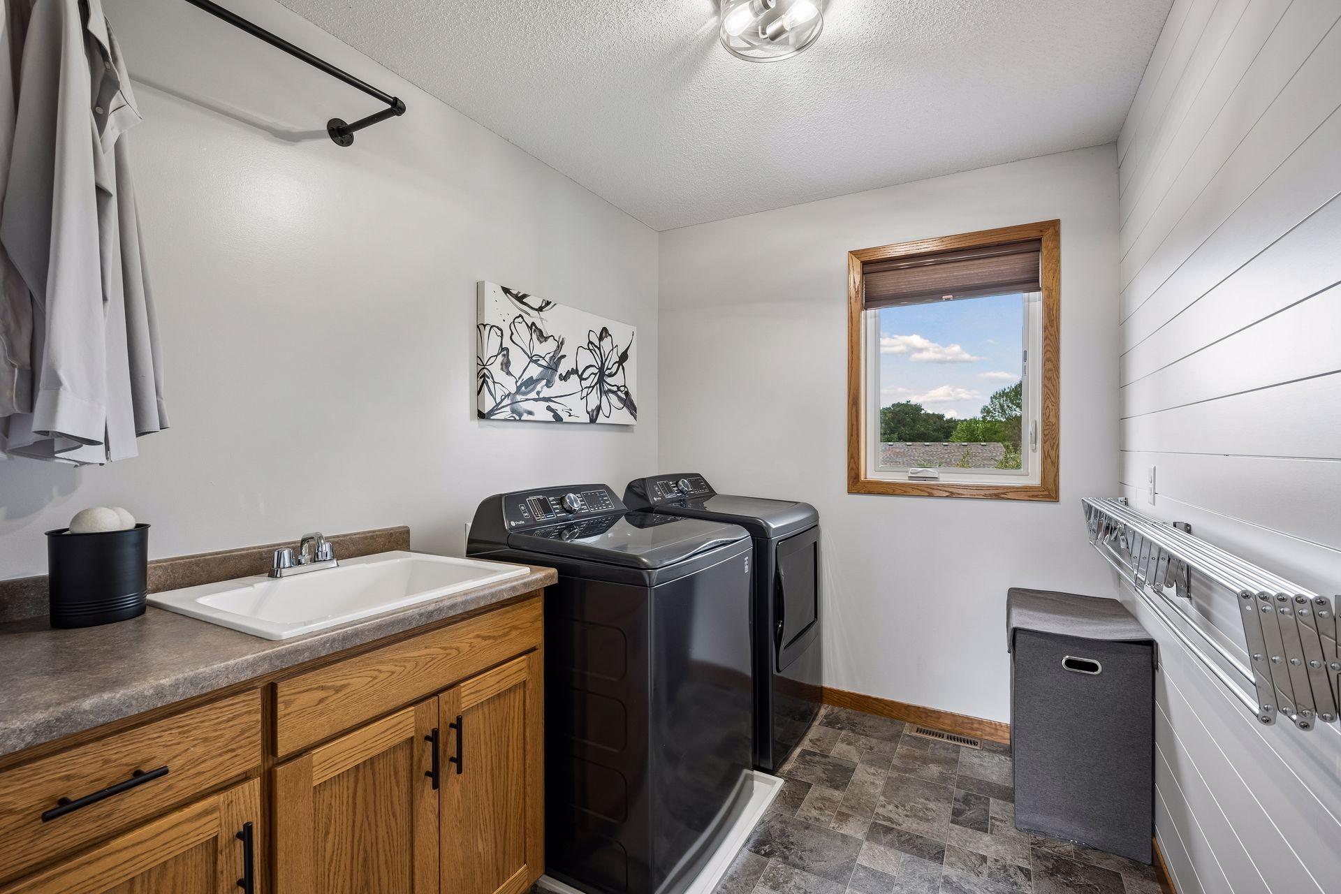 11160 Olympia Avenue Property Photo 18