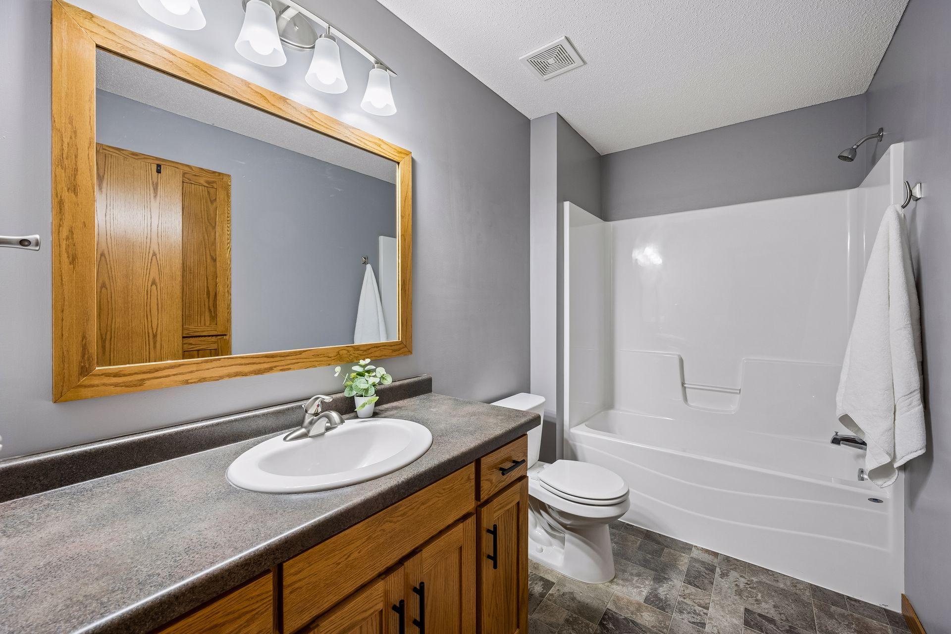 11160 Olympia Avenue Property Photo 22